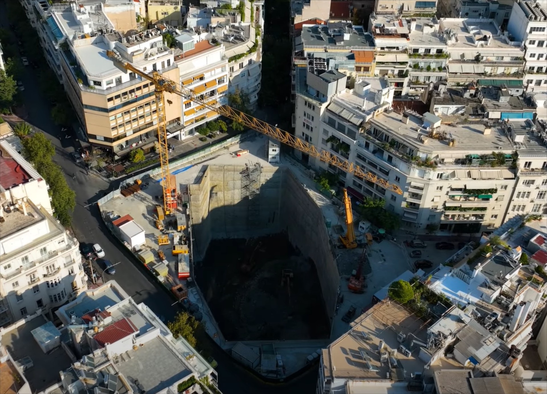 Σταμάτησε ο Μετροπόντικας στη Γραμμή 4 του Μετρό – Τι ήταν αυτά τα υγρά που εμφανίστηκαν στην Κυψέλη;