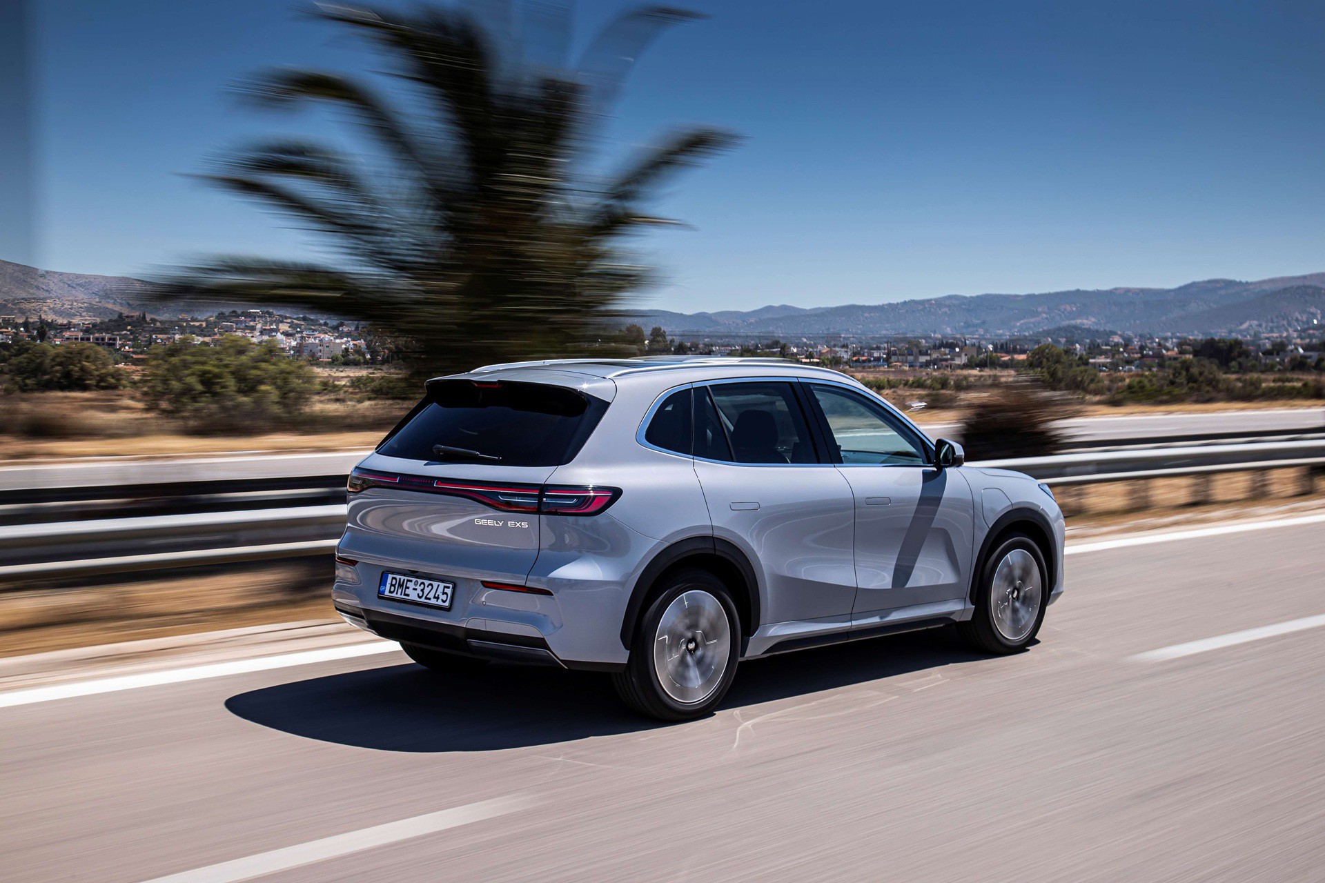 Έφτασε Ελλάδα το Geely E5 με τη μεγαλύτερη μπαταρία - Και τιμή κάτω από 30.000 ευρώ