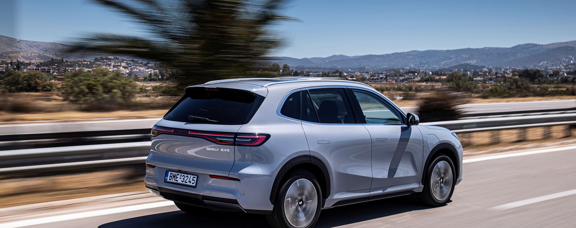 Έφτασε Ελλάδα το Geely E5 με τη μεγαλύτερη μπαταρία - Και τιμή κάτω από 30.000 ευρώ