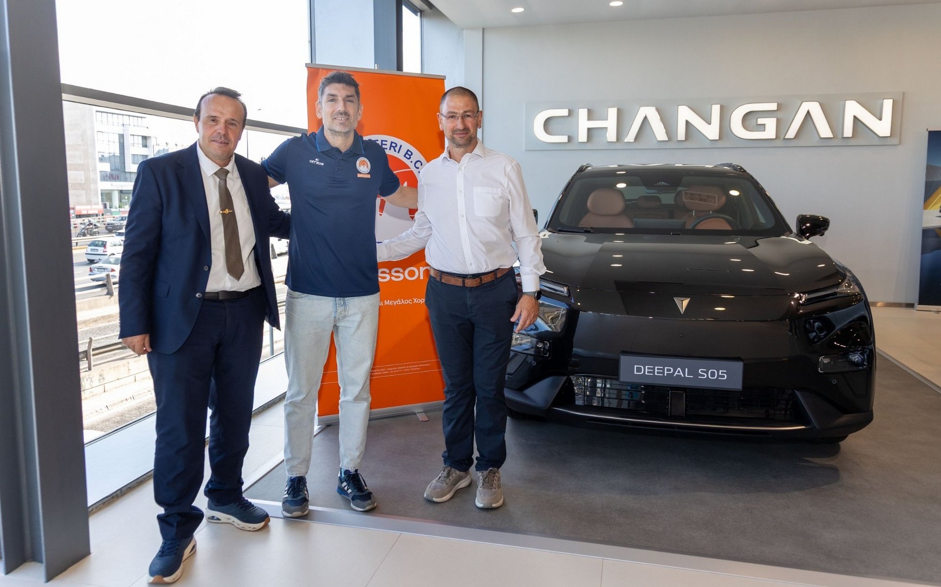 H Changan χορηγός στην ιστορική ελληνική ομάδα μπάσκετ!
