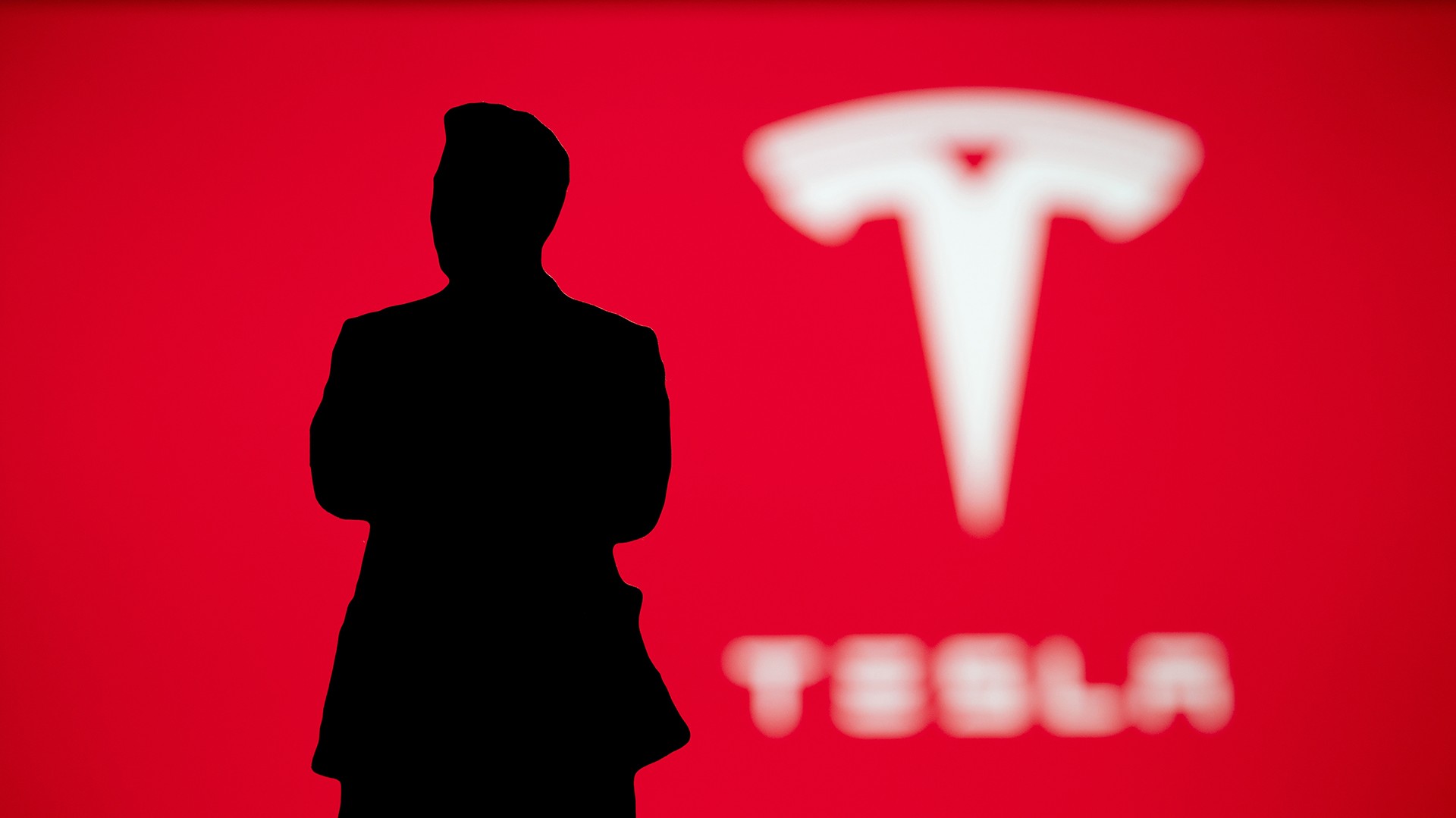 Η Tesla ζητάει 50.000 δολάρια για ένα αυτοκίνητο που δεν έχει δει κανένας