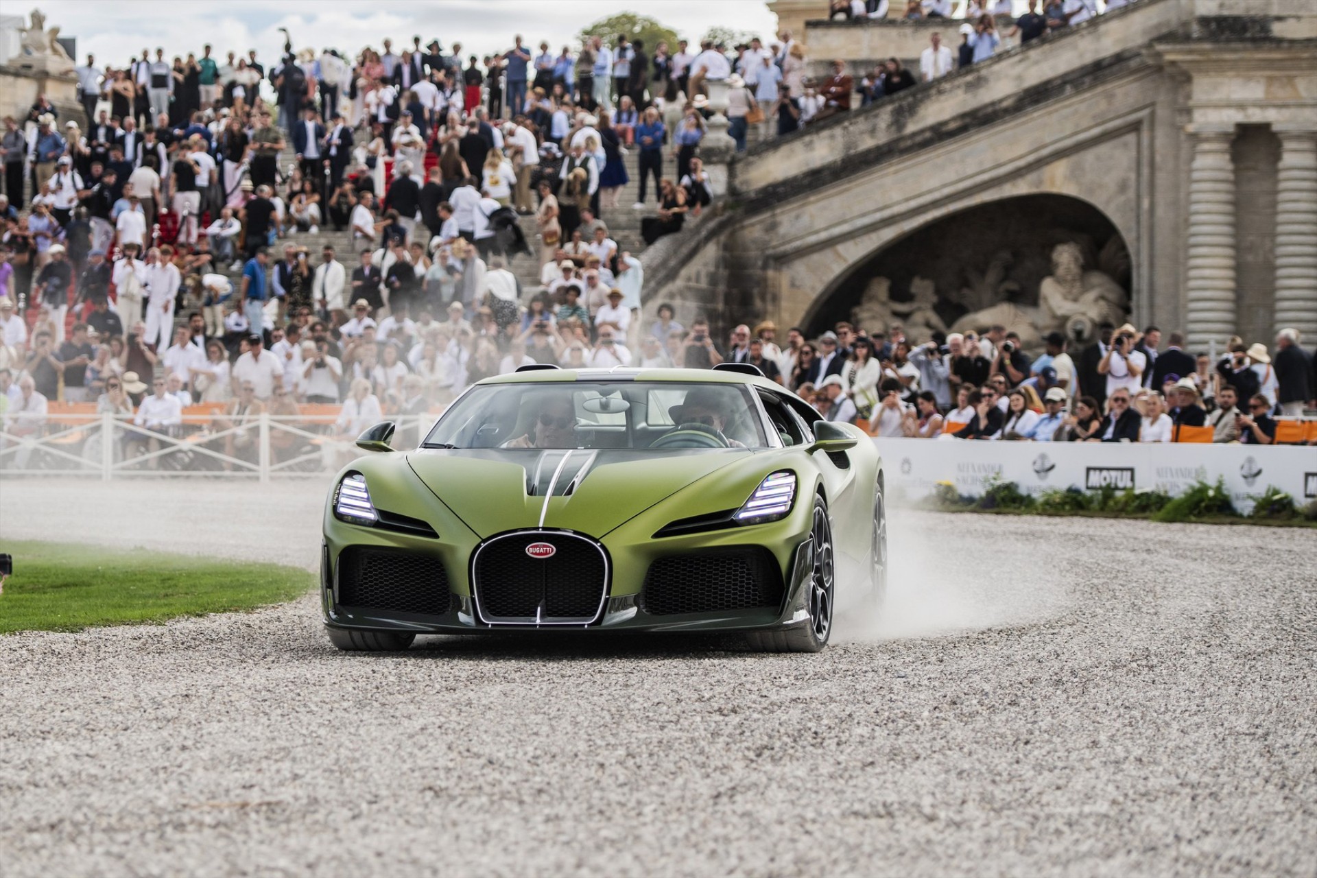 Παραδόθηκε η Bugatti των 20 εκατ. ευρώ - Αυτός είναι ο πάμπλουτος αγοραστής