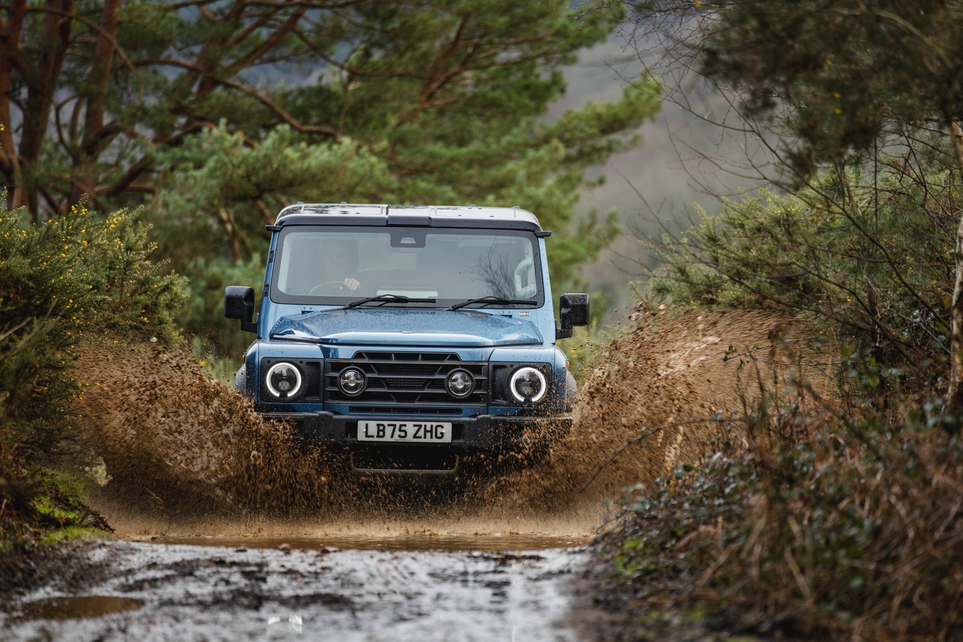 Δεν παίρνουν Land Rover, Mercedes ή Toyota – Το 4x4 που επιλέγουν τα σώματα ασφαλείας στην Ευρώπη 