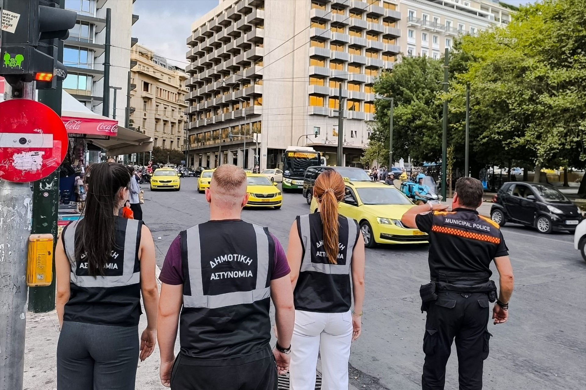 Αλλάζει η Δημοτική Αστυνομία και γίνεται... Τροχαία - Δείτε ποιες κλήσεις μπορεί να βεβαιώνει στους οδηγούς