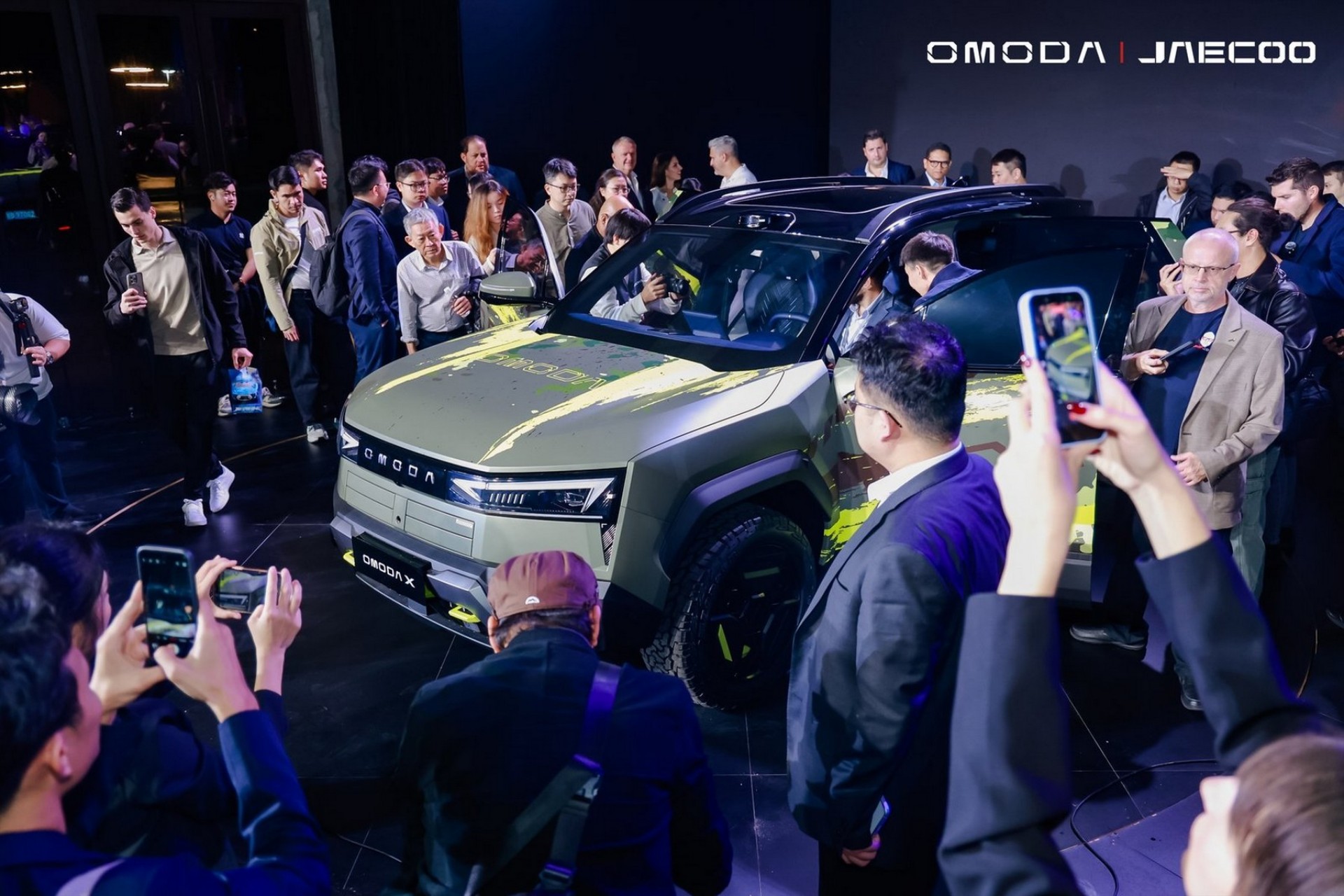Αυτό είναι το Omoda X – To κινεζικό 4Χ4 που περνά από νερό βάθους 700 mm