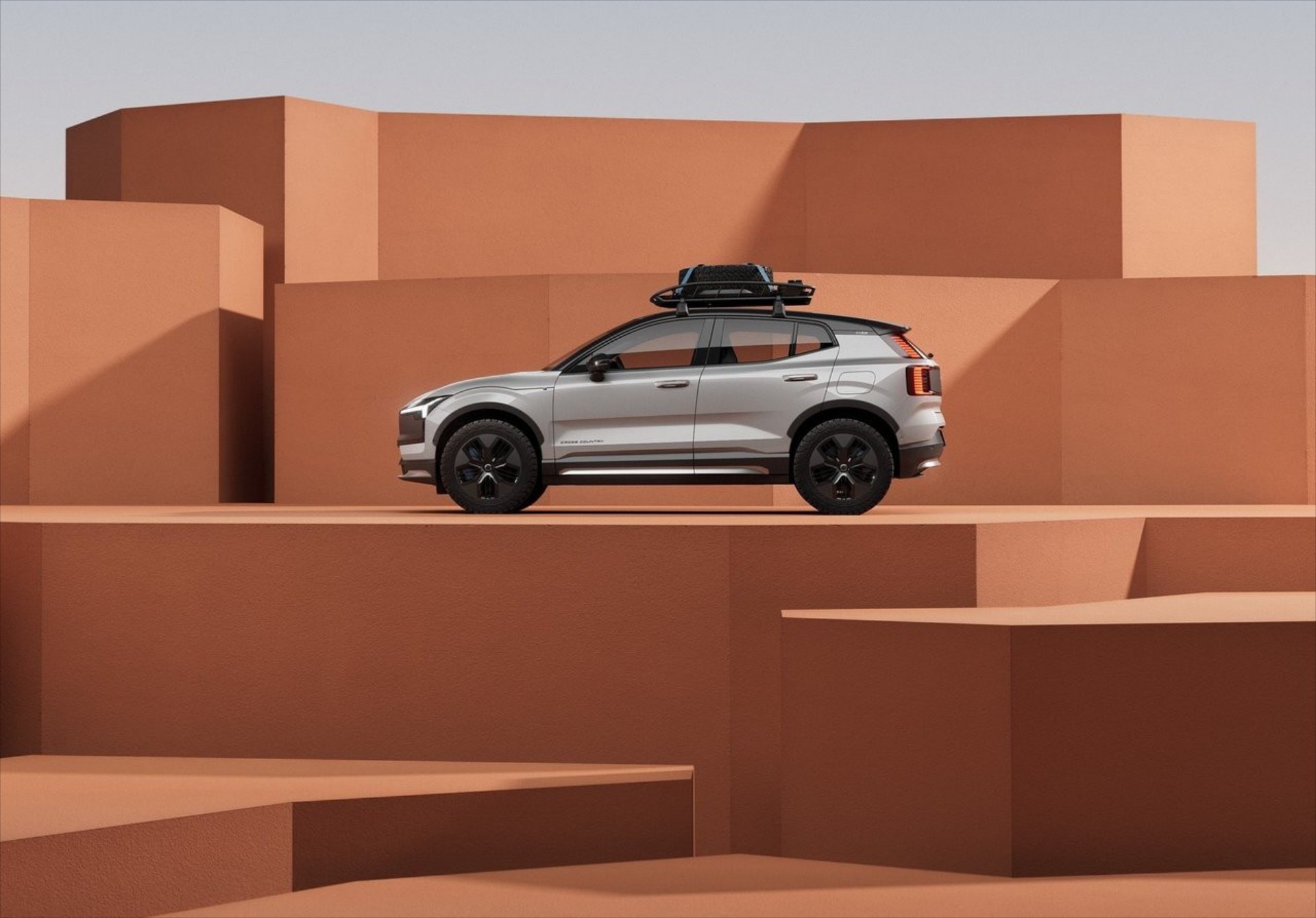 Στην Ελλάδα το φθηνότερο Volvo - SUV με 150 PS