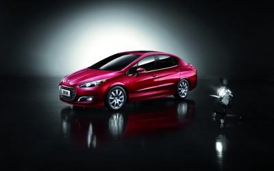 Νέο Peugeot 308 Berlina