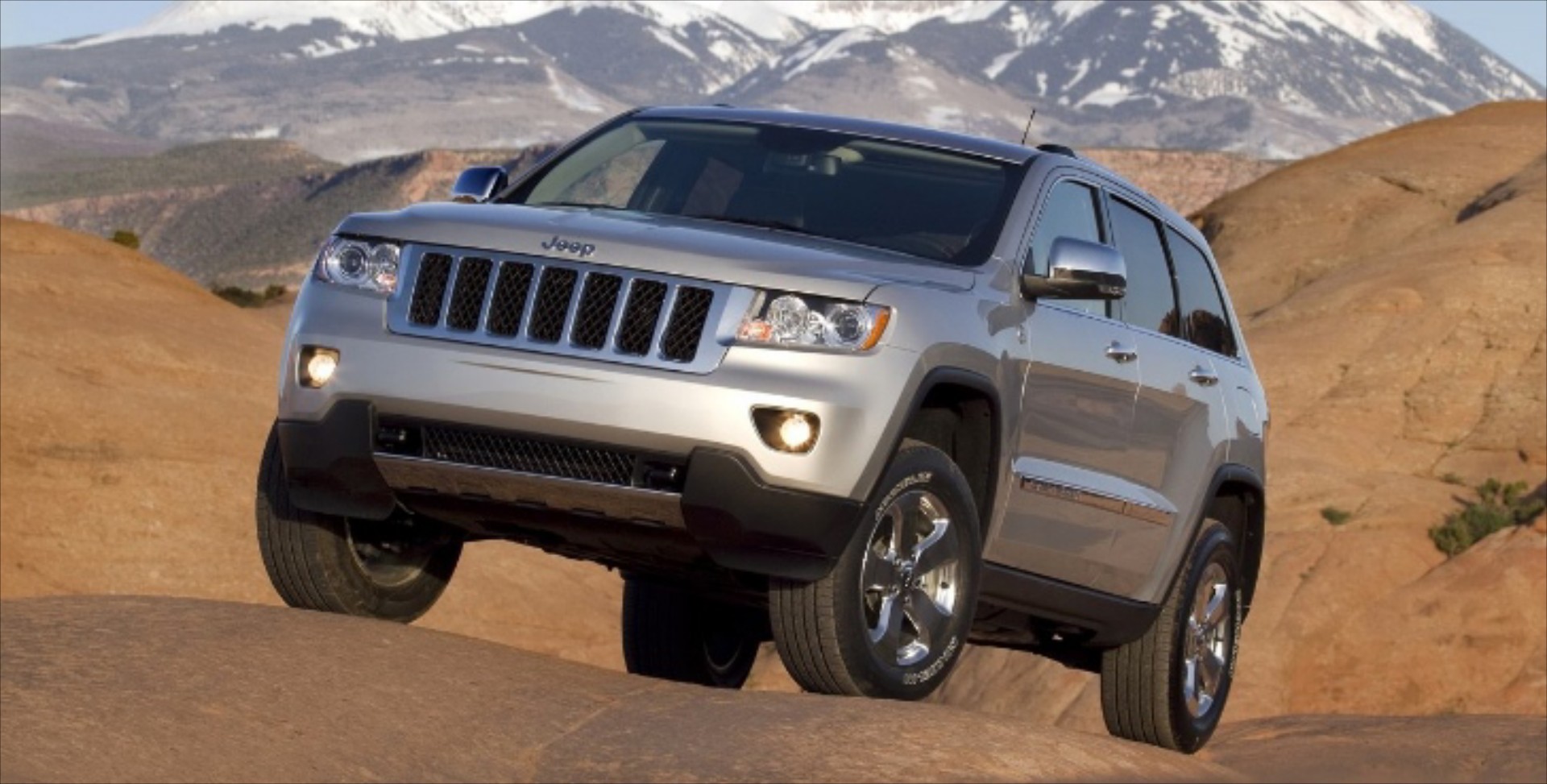 Ηλεκτρικό Grand Cherokee στο Detroit