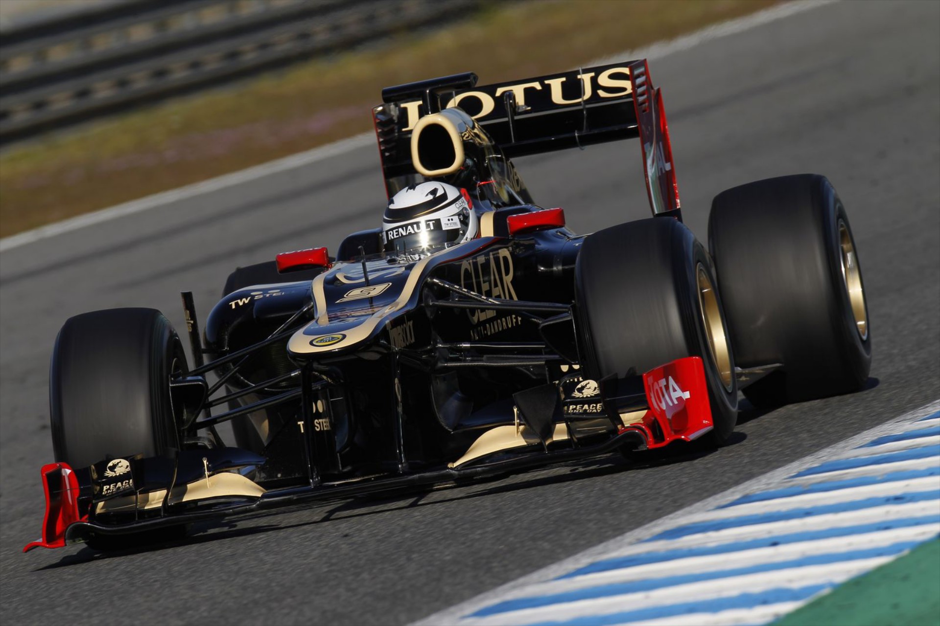 F1: H Lotus δίνει απαντήσεις