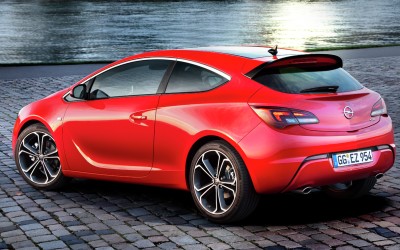 Opel Astra BiTurbo

