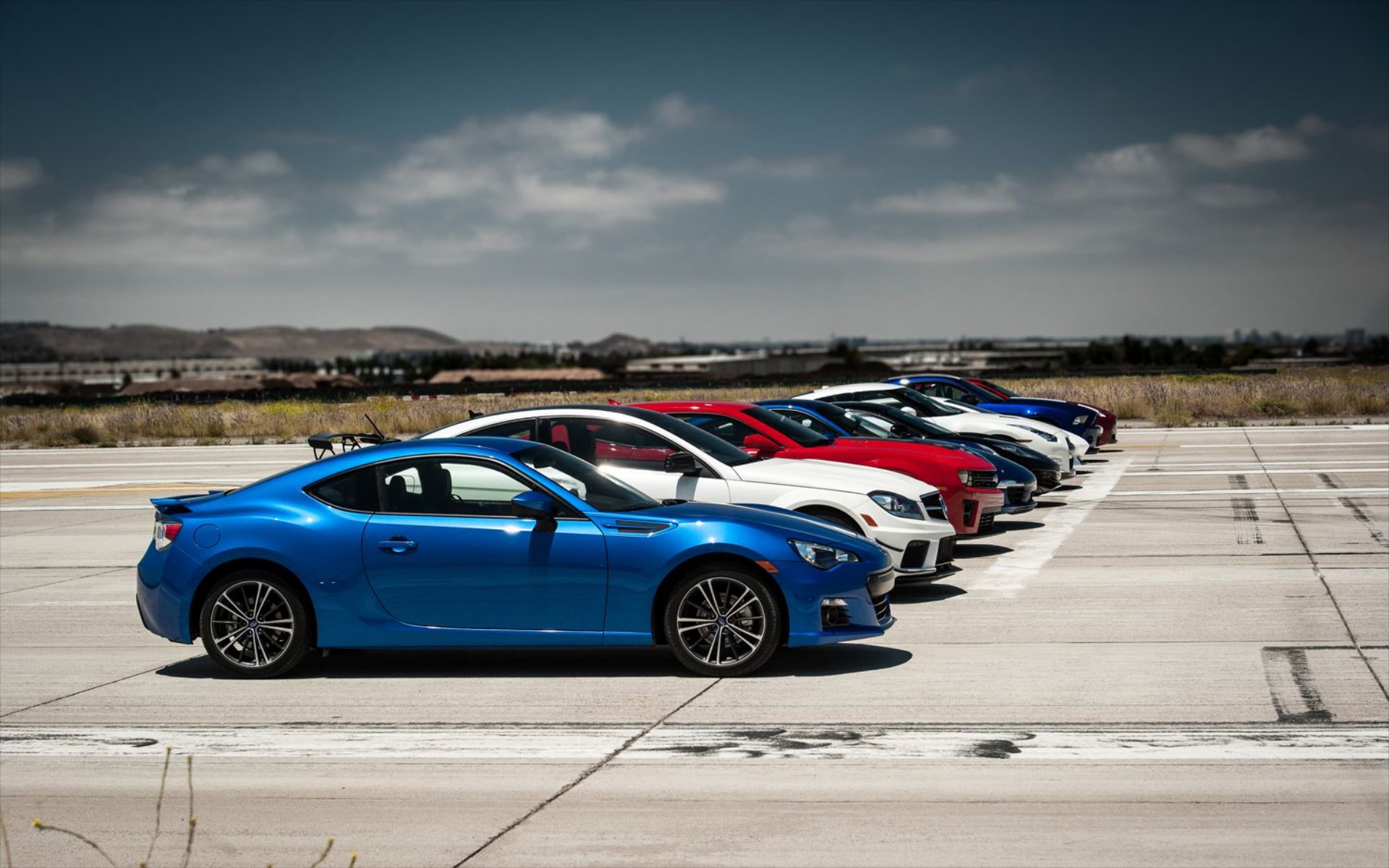 Video: Τhe World's Greatest Drag Race Νο2