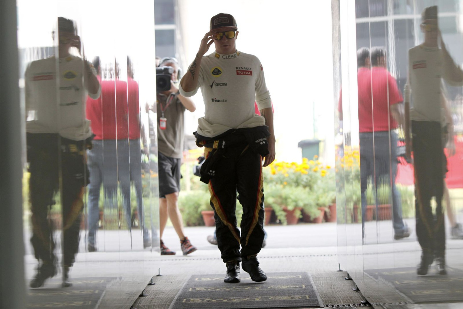 Raikkonen : Δεν απέκλεισε μετακίνηση σε Ferrari ή McLaren