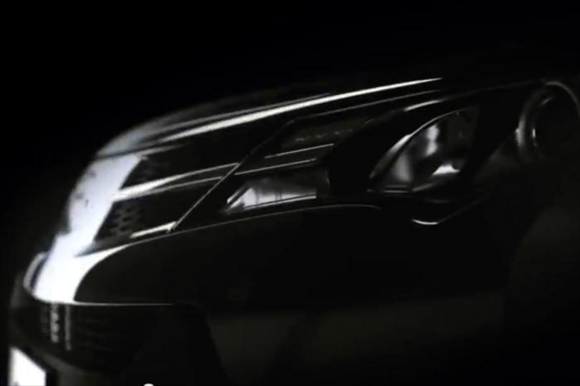 Νέο Toyota RAV4 στα τέλη Νοέμβρη