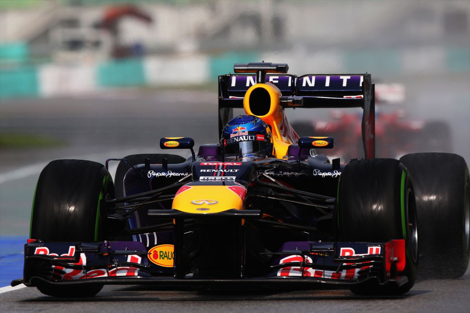 Στην pole ο Vettel με την βροχή να παίζει σημαντικό ρόλο