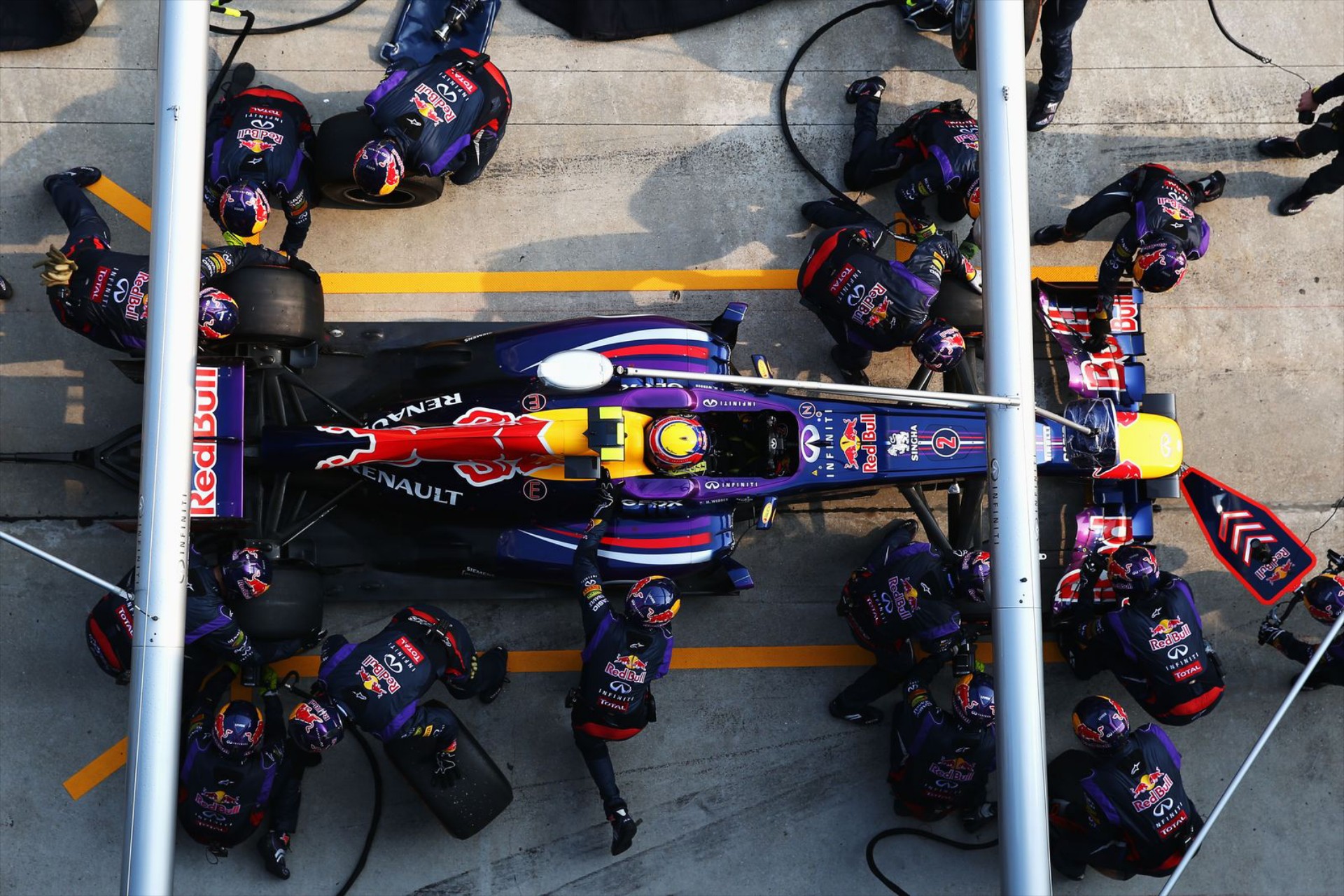 Ρεκορ στα πιτστοπ από την Red Bull Racing