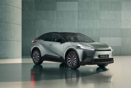TOYOTA C-HR+ (2025)