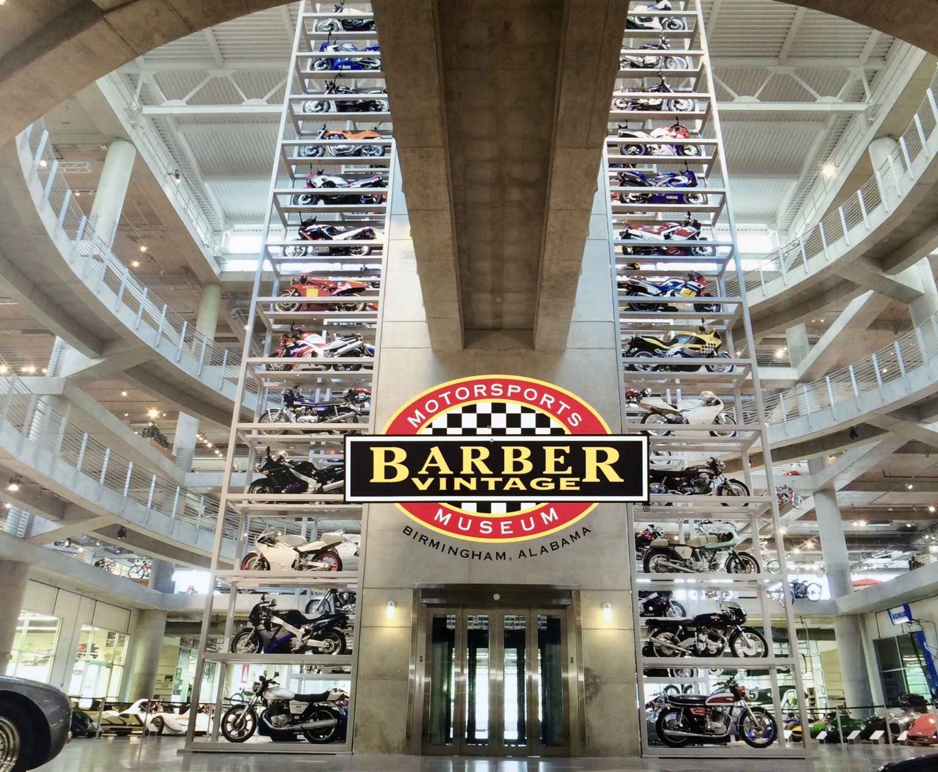 Barber Museum Απλά το μεγαλύτερο Είναι το μεγαλύτερο μουσείο