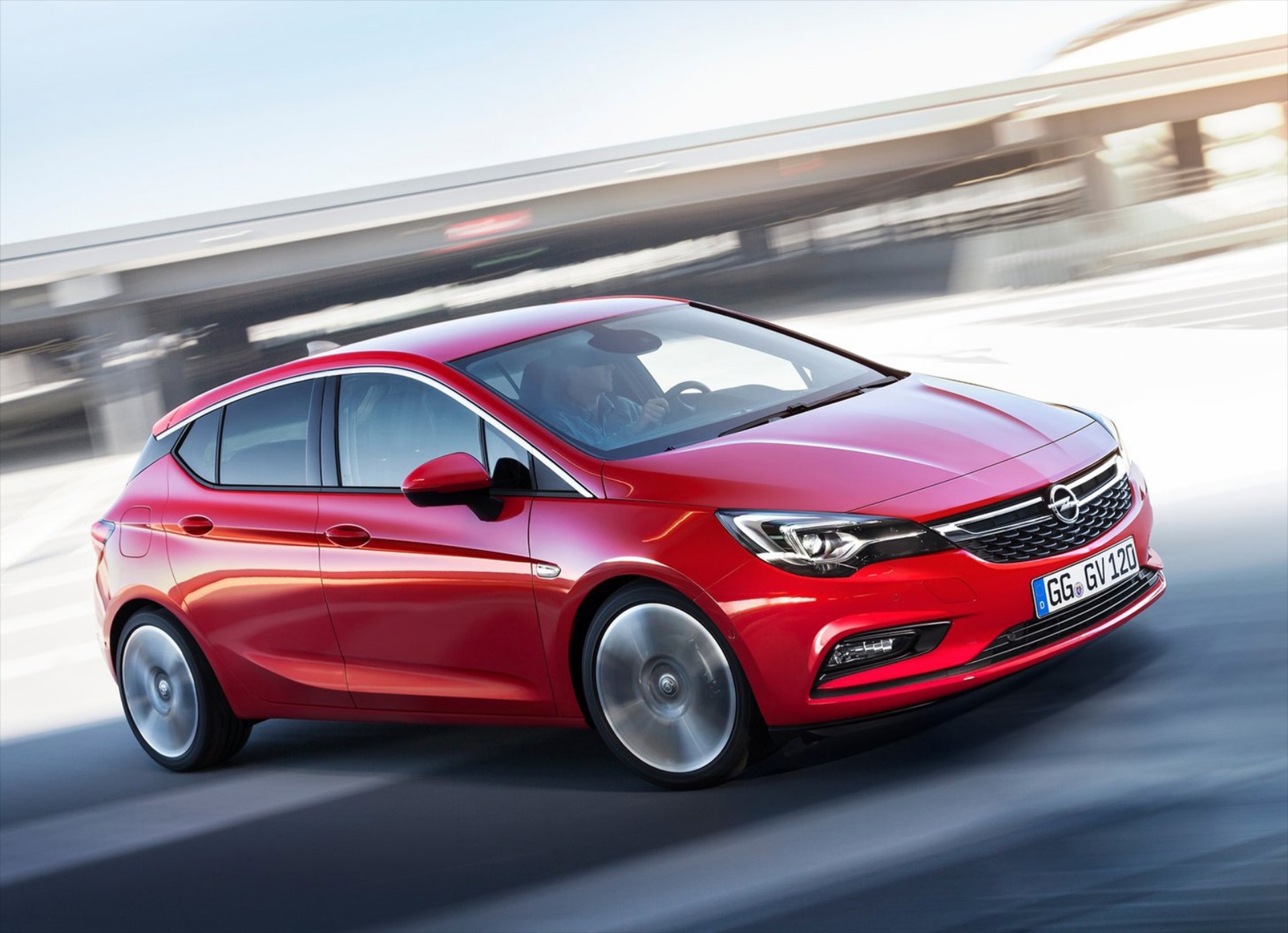 Χρονιά ρεκόρ για την Opel το 2015