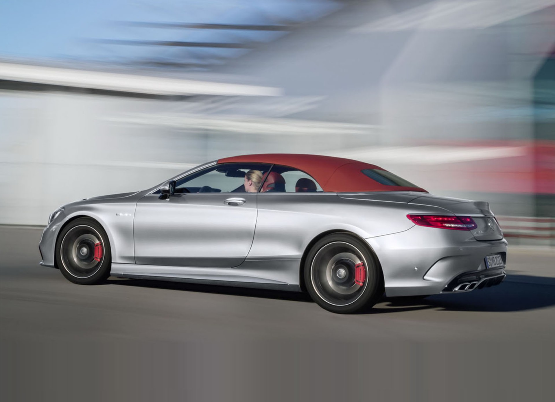 130 ξεχωριστές Mercedes-AMG S63 Cabriolet