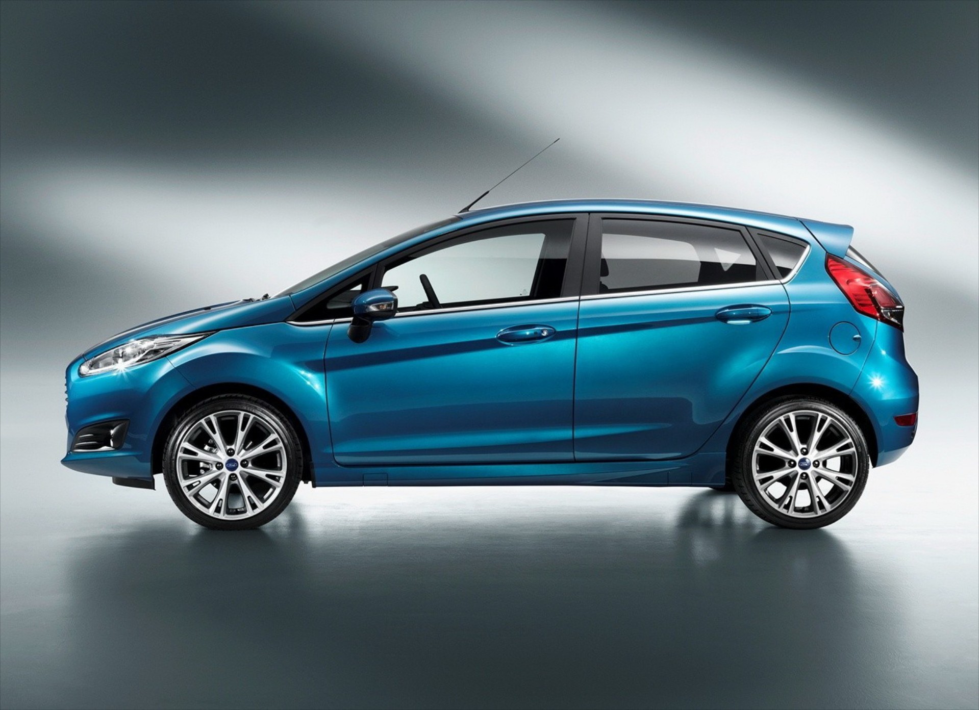 Фото ford fiesta