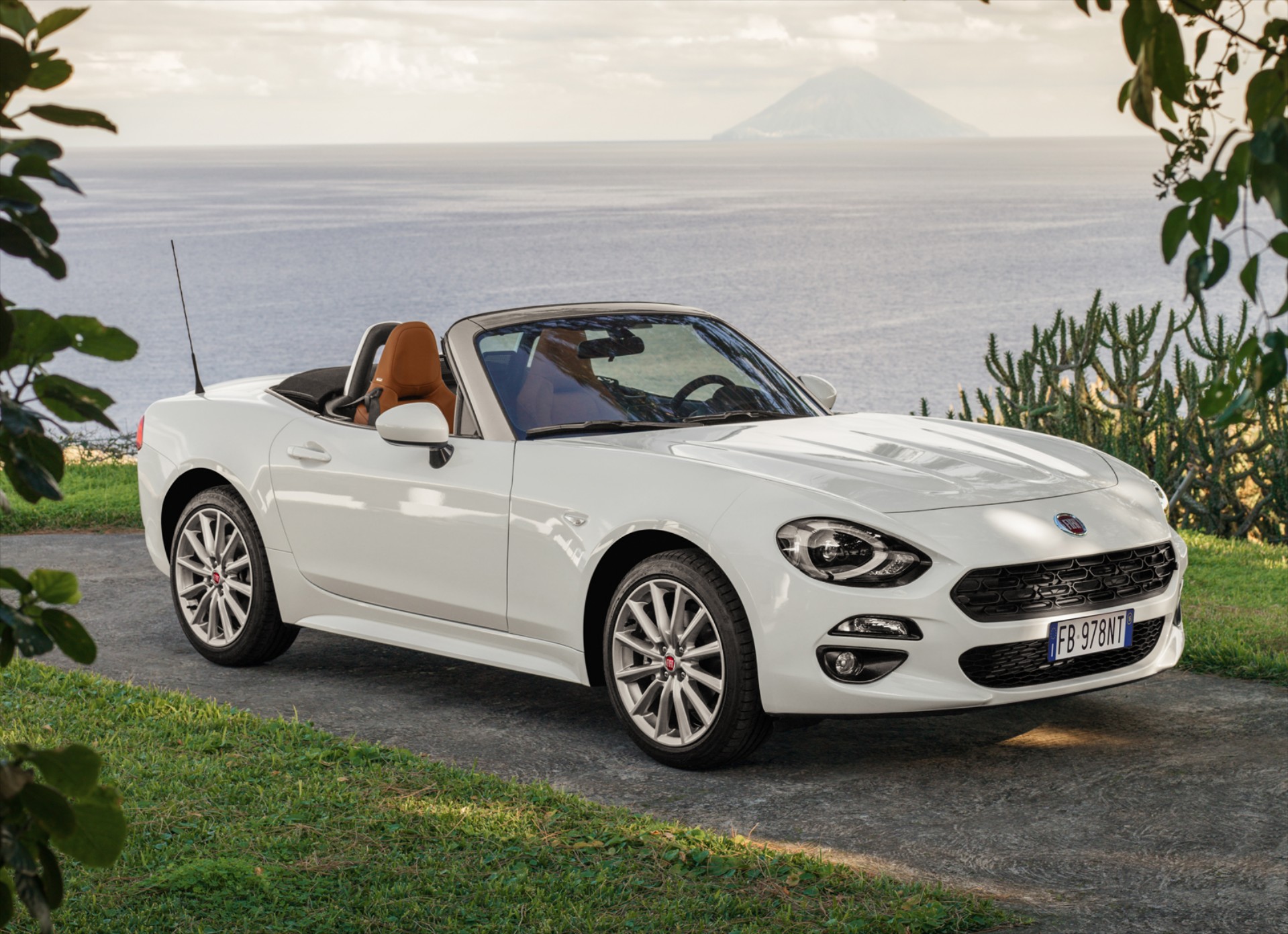Fiat 124 Spider στην Ελλάδα με 31.000 €