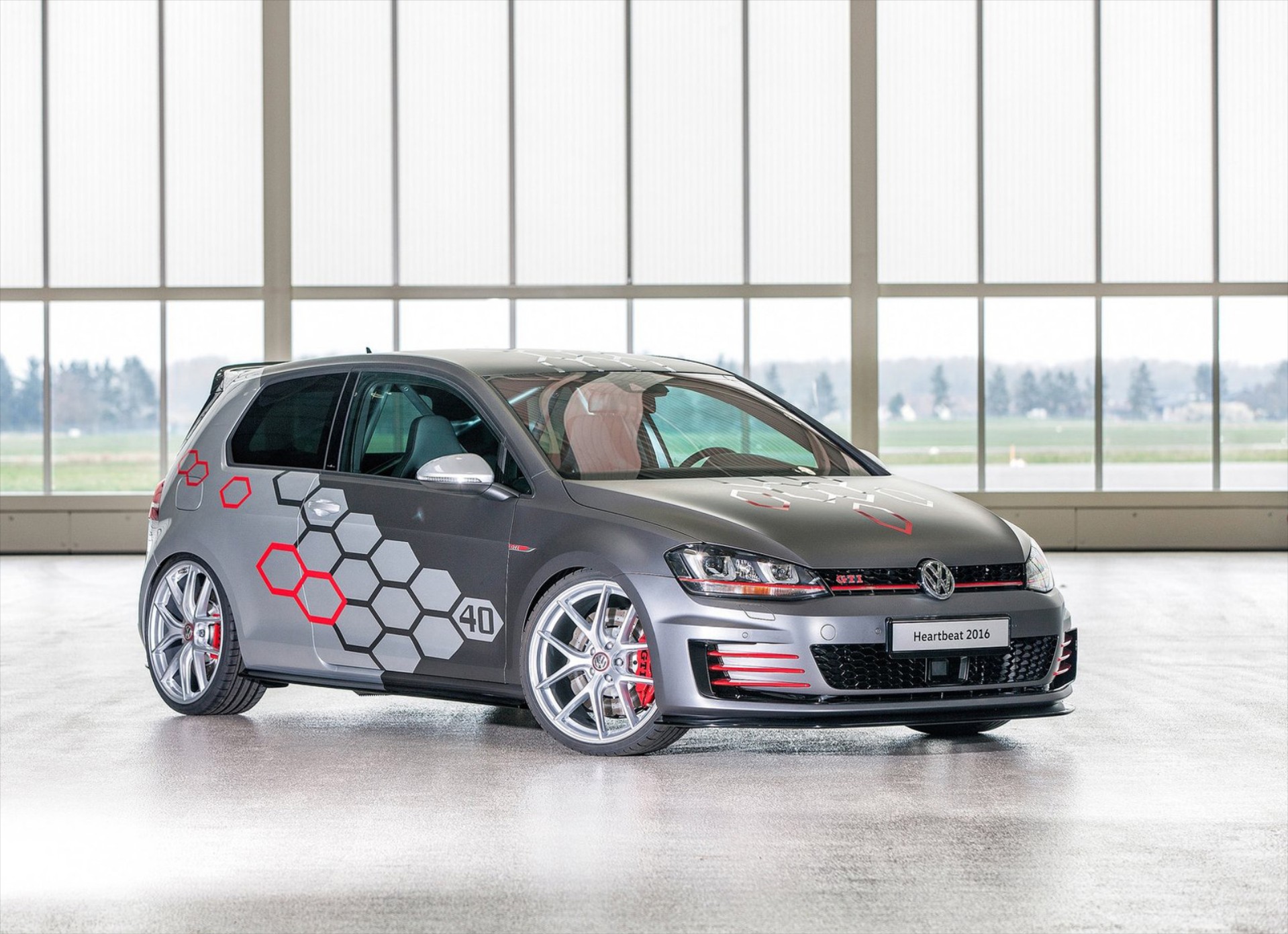 VW Golf GTi Heartbeat Concept με 400 PS (+video)