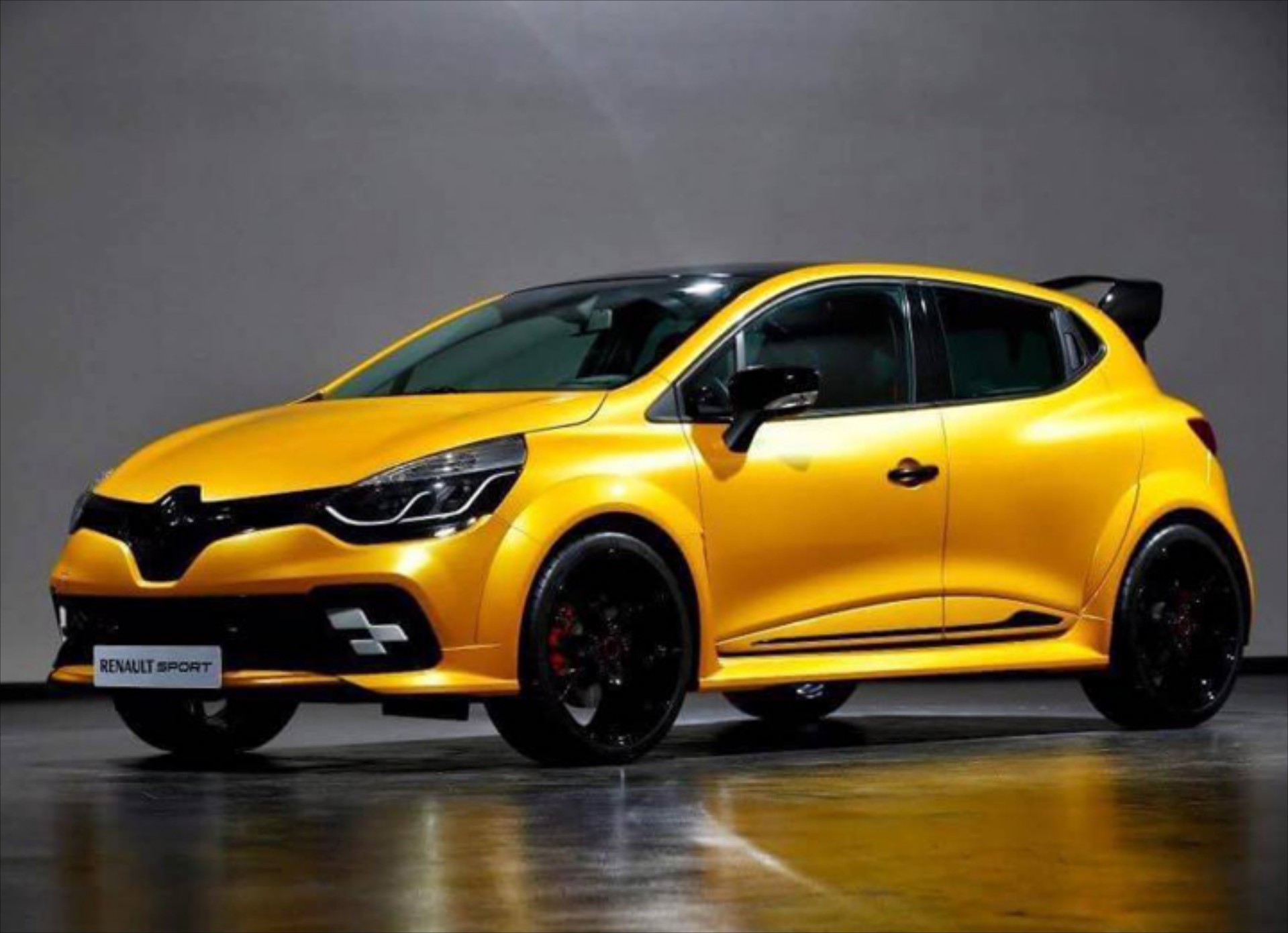 Ένα πιο άγριο Renault Clio R.S.