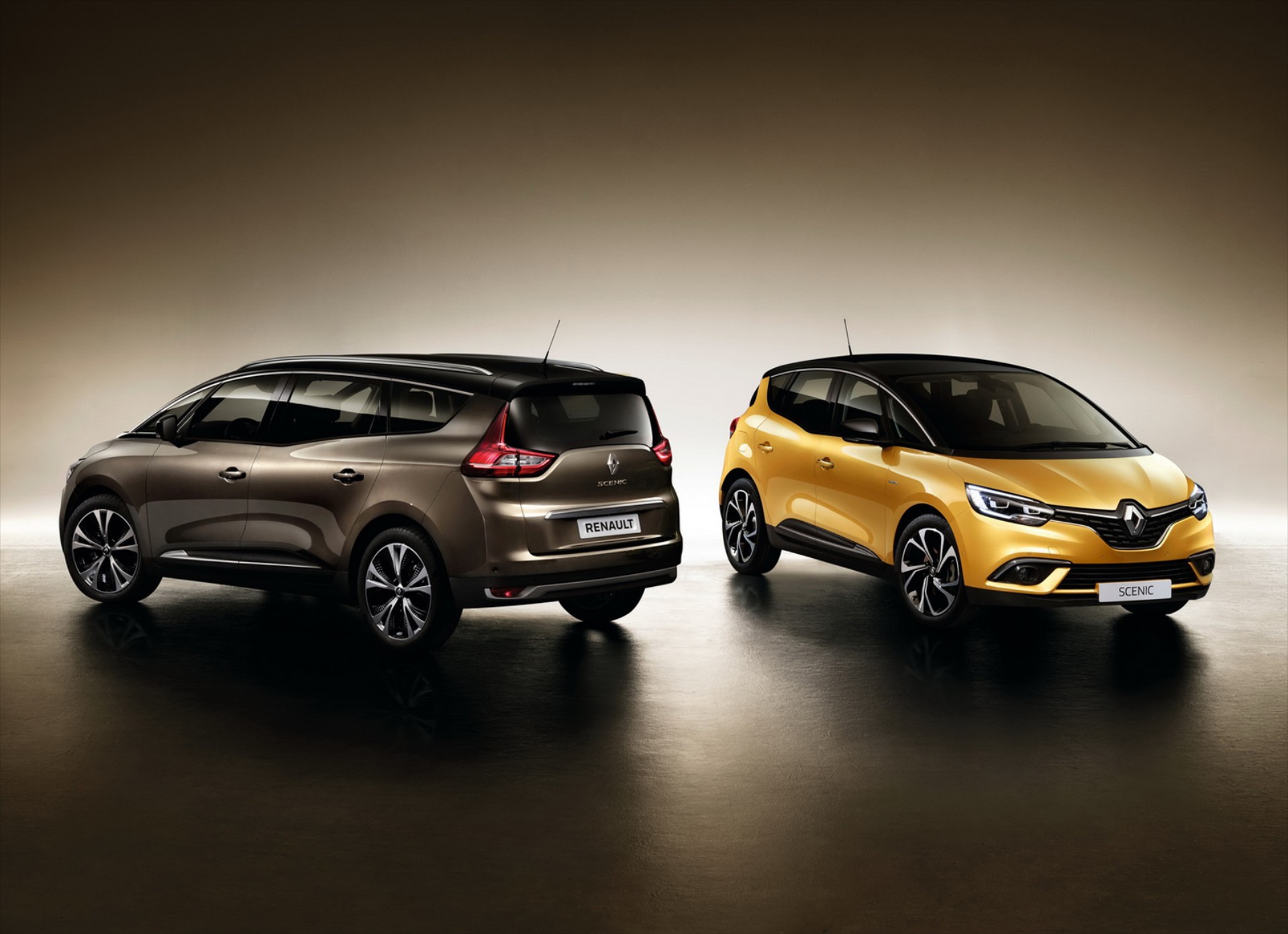 Νέο Renault Grand Scenic… ακόμα μεγαλύτερο (+video)