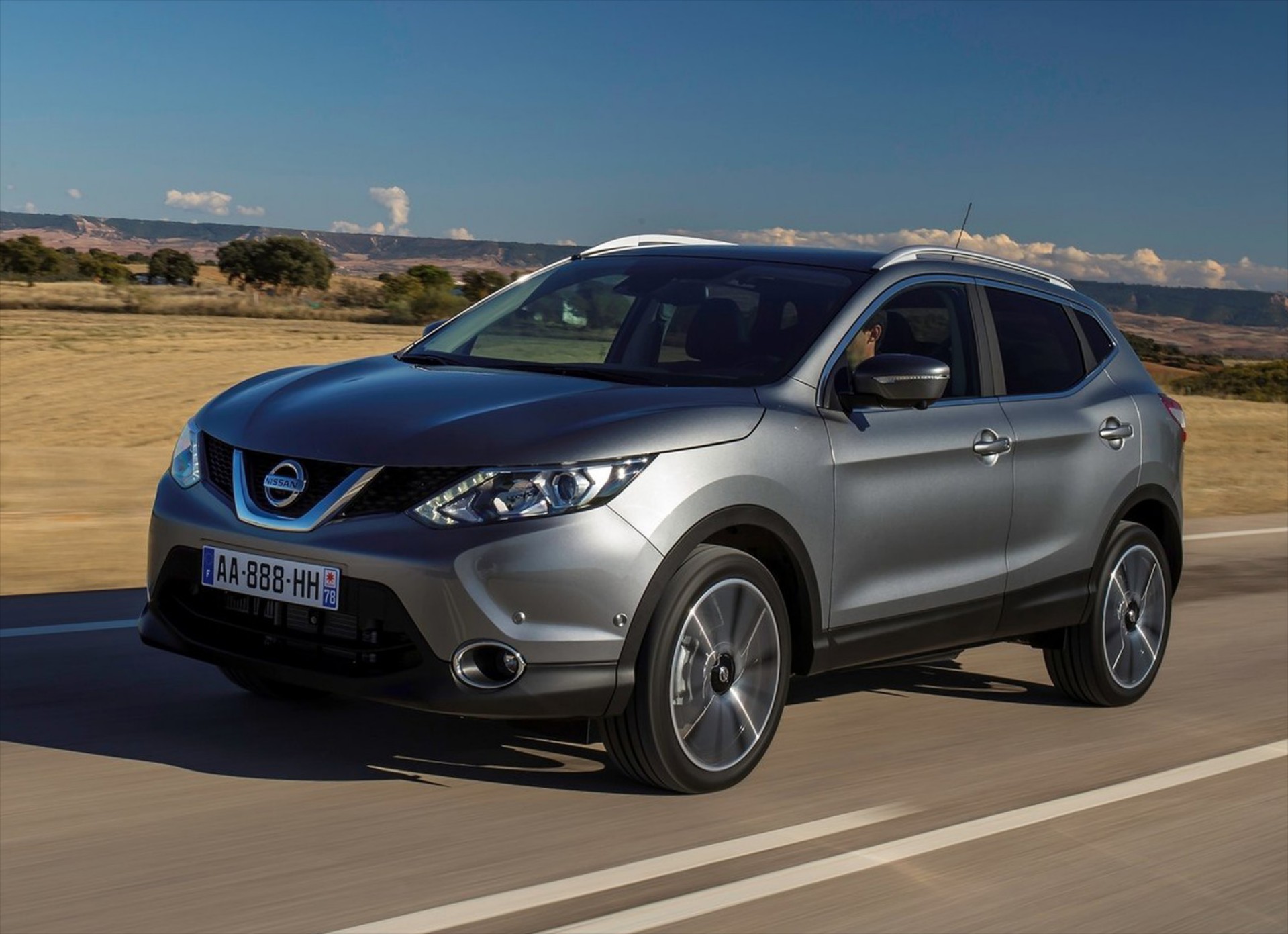 Qashqai & X-Trail σε ελκυστικές τιμές