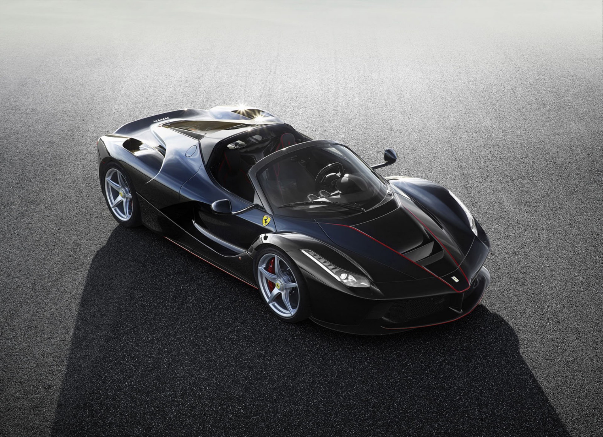 Αποκαλύφθηκε η ανοιχτή LaFerrari