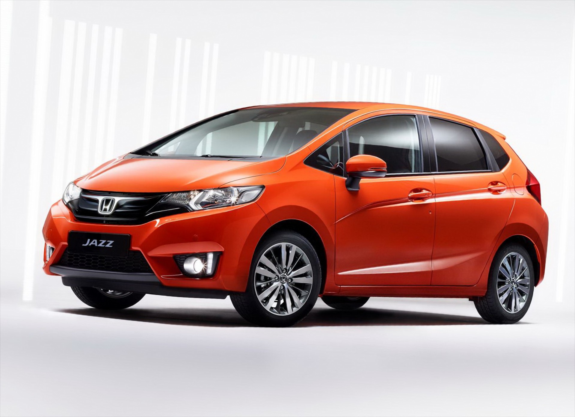 NEO HONDA JAZZ. Σε κερδίζει!