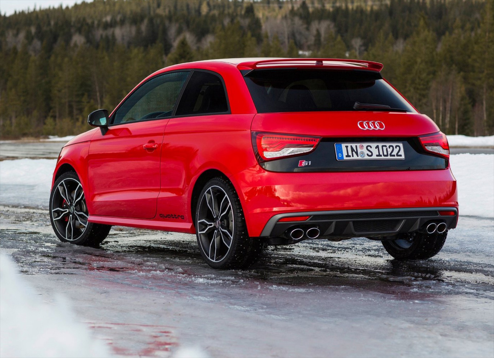  Audi RS1 310 