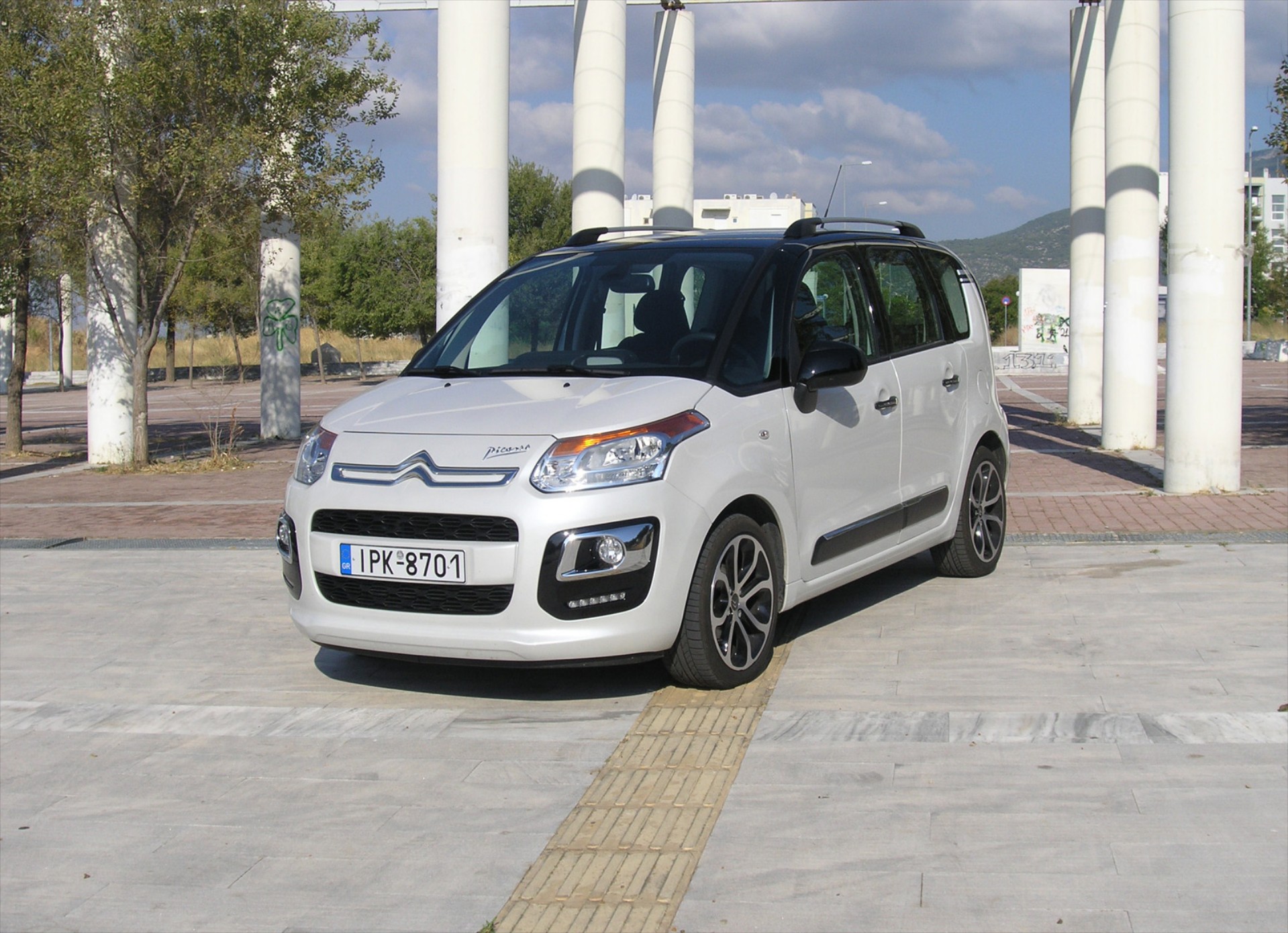 ΔΟΚΙΜΗ: Citroen C3 Picasso 1.6 BlueHDi 100 PS