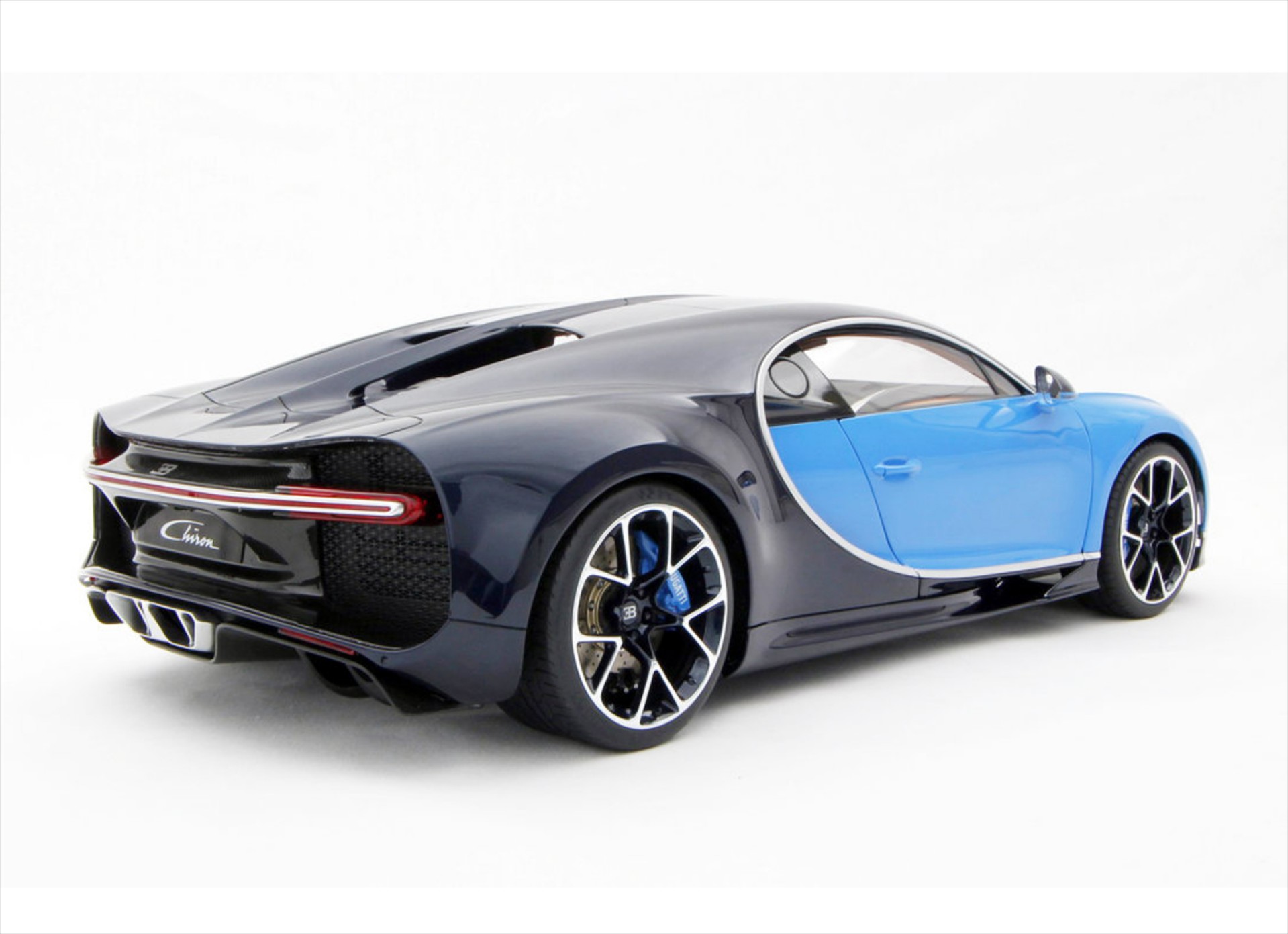 H πιο φθηνή Bugatti Chiron κάνει 9.000 ευρώ