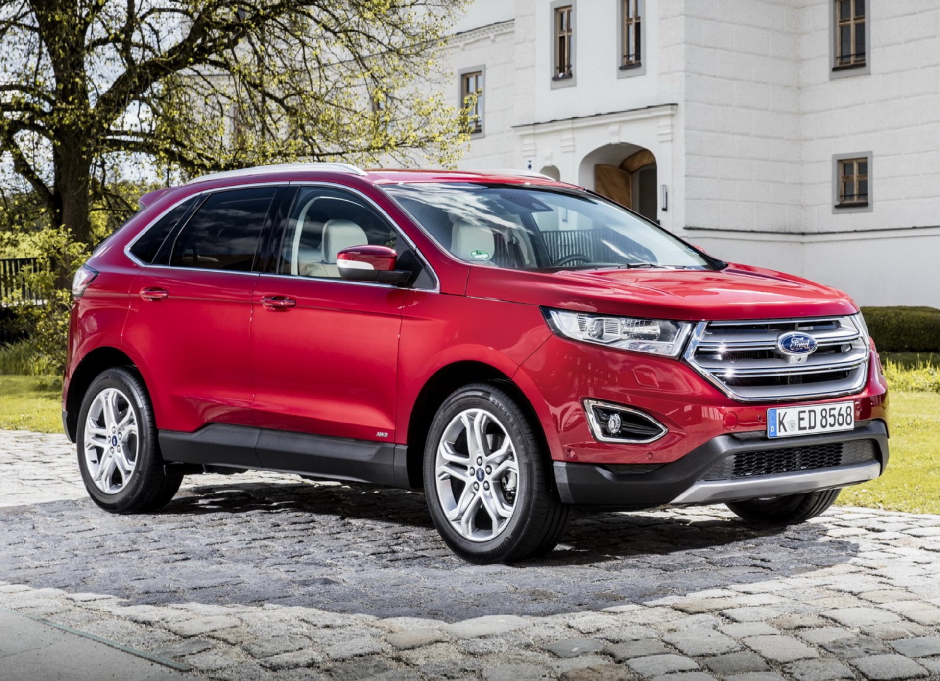 NEO FORD EDGE: Το επιβλητικό SUV