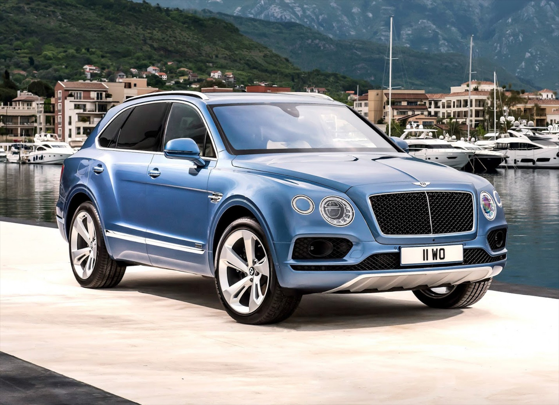 Επίσημα η νέα Bentley Bentayga Diesel