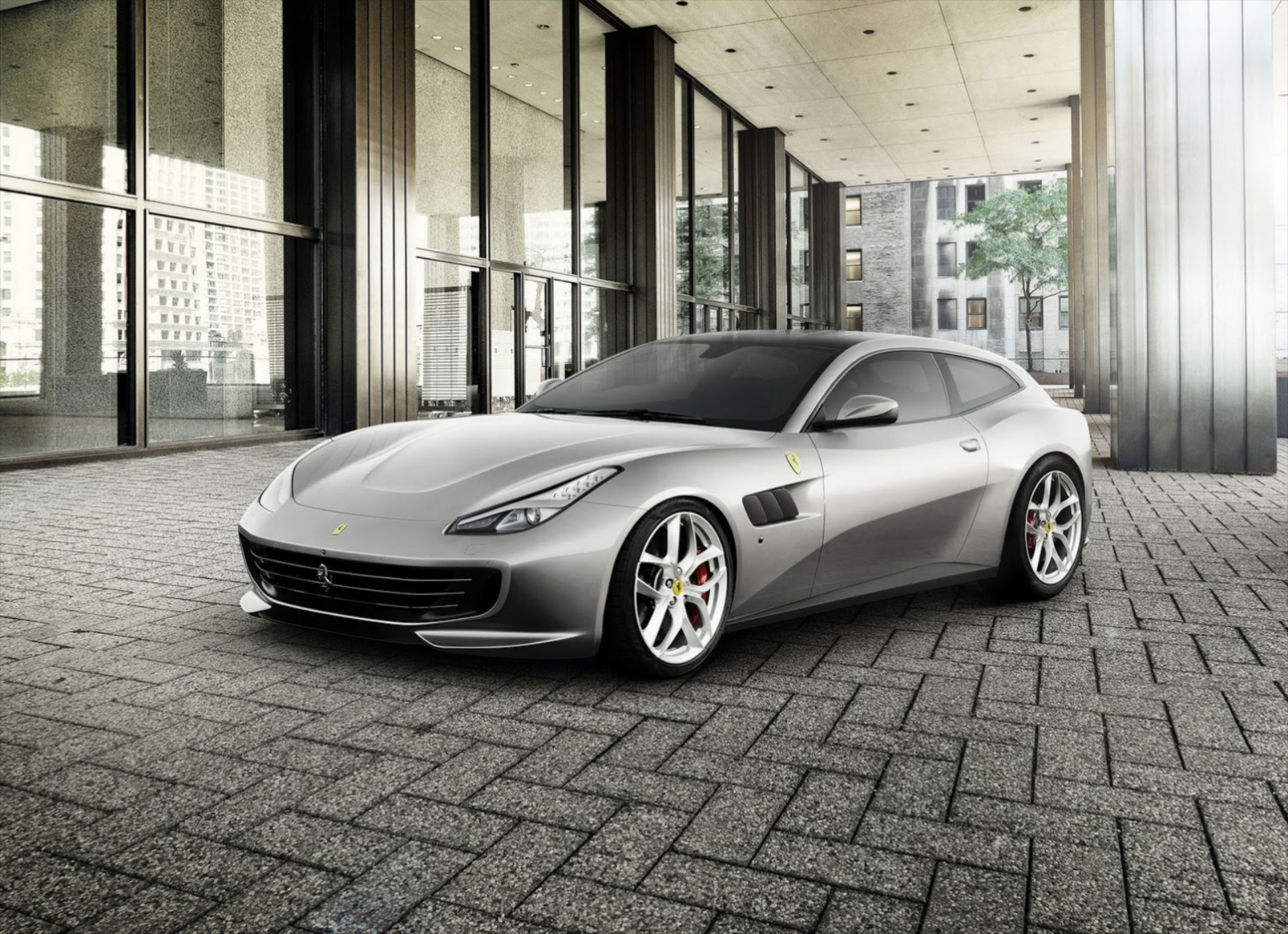 Νέα Ferrari GTC4Lusso T με V8 610 ίππων