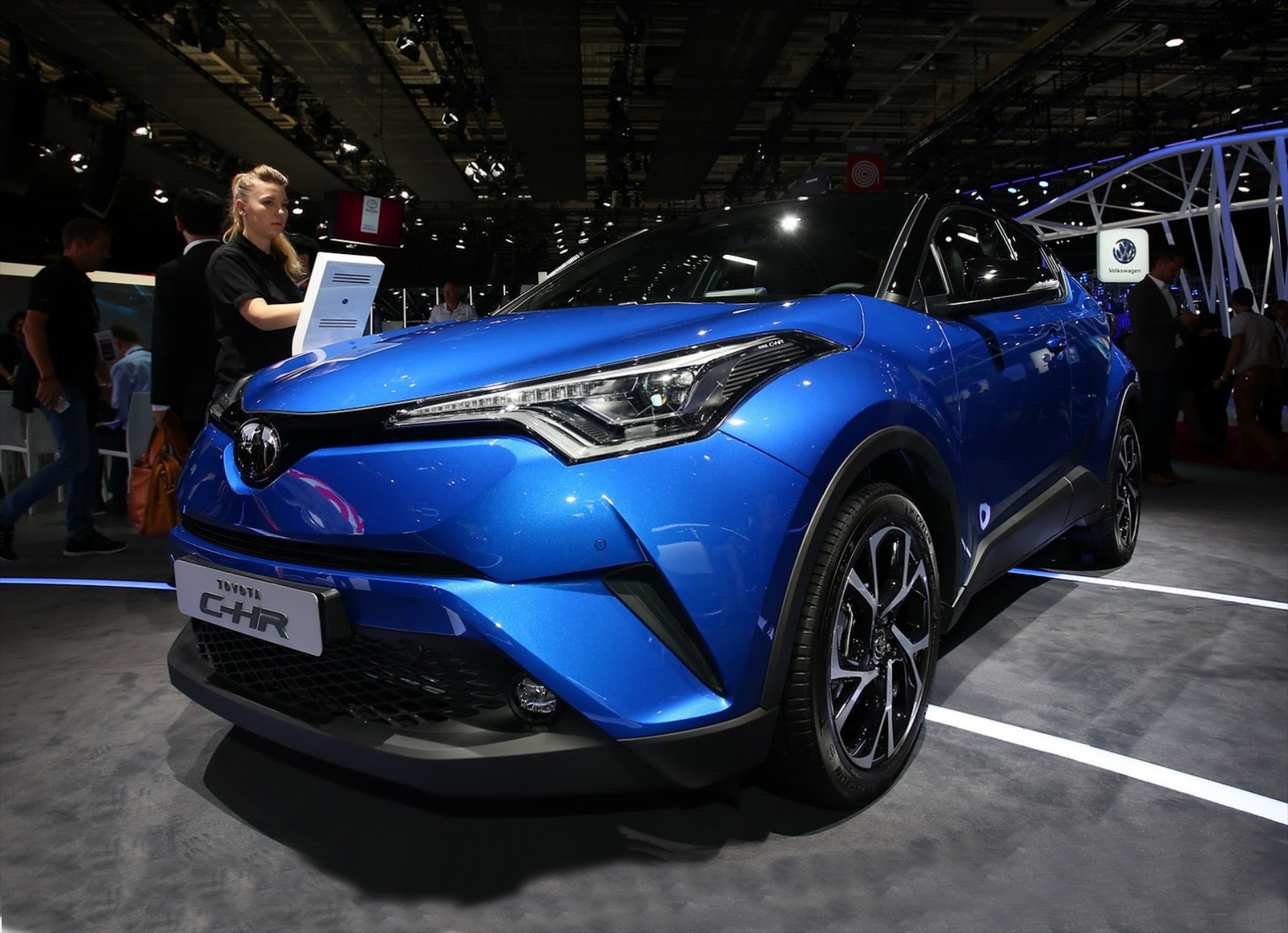 Αποκαλύφθηκε το Toyota C-HR