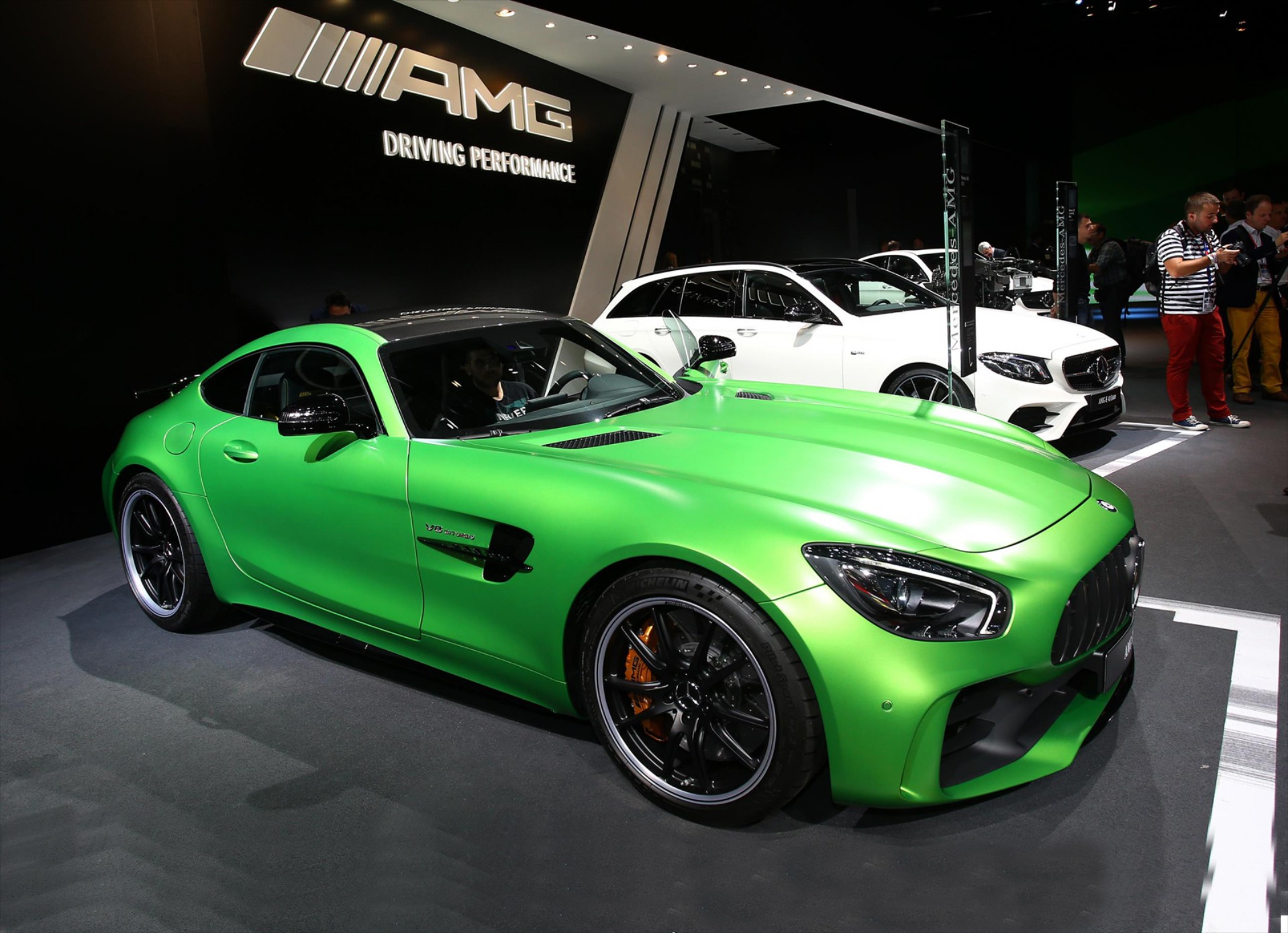 Mercedes-AMG GT R: Αποκαλύφθηκε το θηρίο! (video)