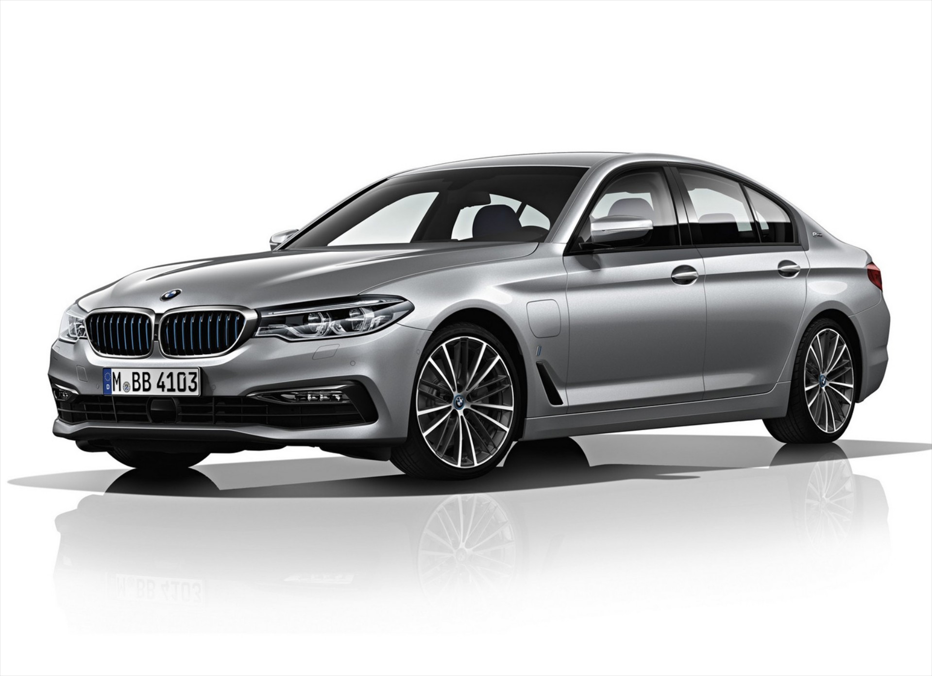 Η νέα BMW Σειρά 5 πάει με 2 lt/100km (video)