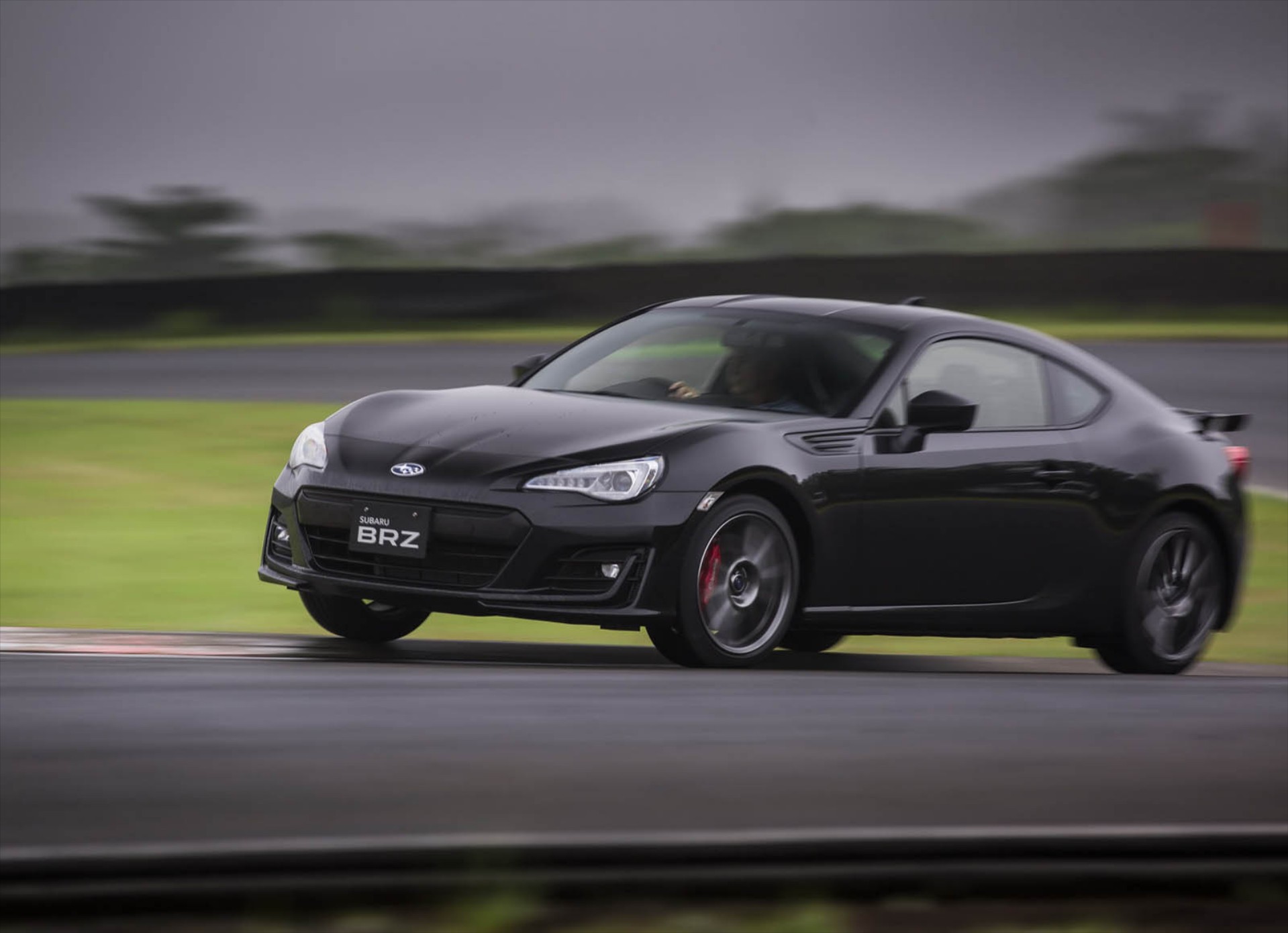 <br />
<b>Notice</b>: Undefined property: stdClass::$title in <b>/home/www3gocar/public_html/templates/t2024/ice_c/9a1326b63621589c2d0ae49576f7df8a09573c42_0.file.box.featured.tpl.php</b> on line <b>89</b><br />