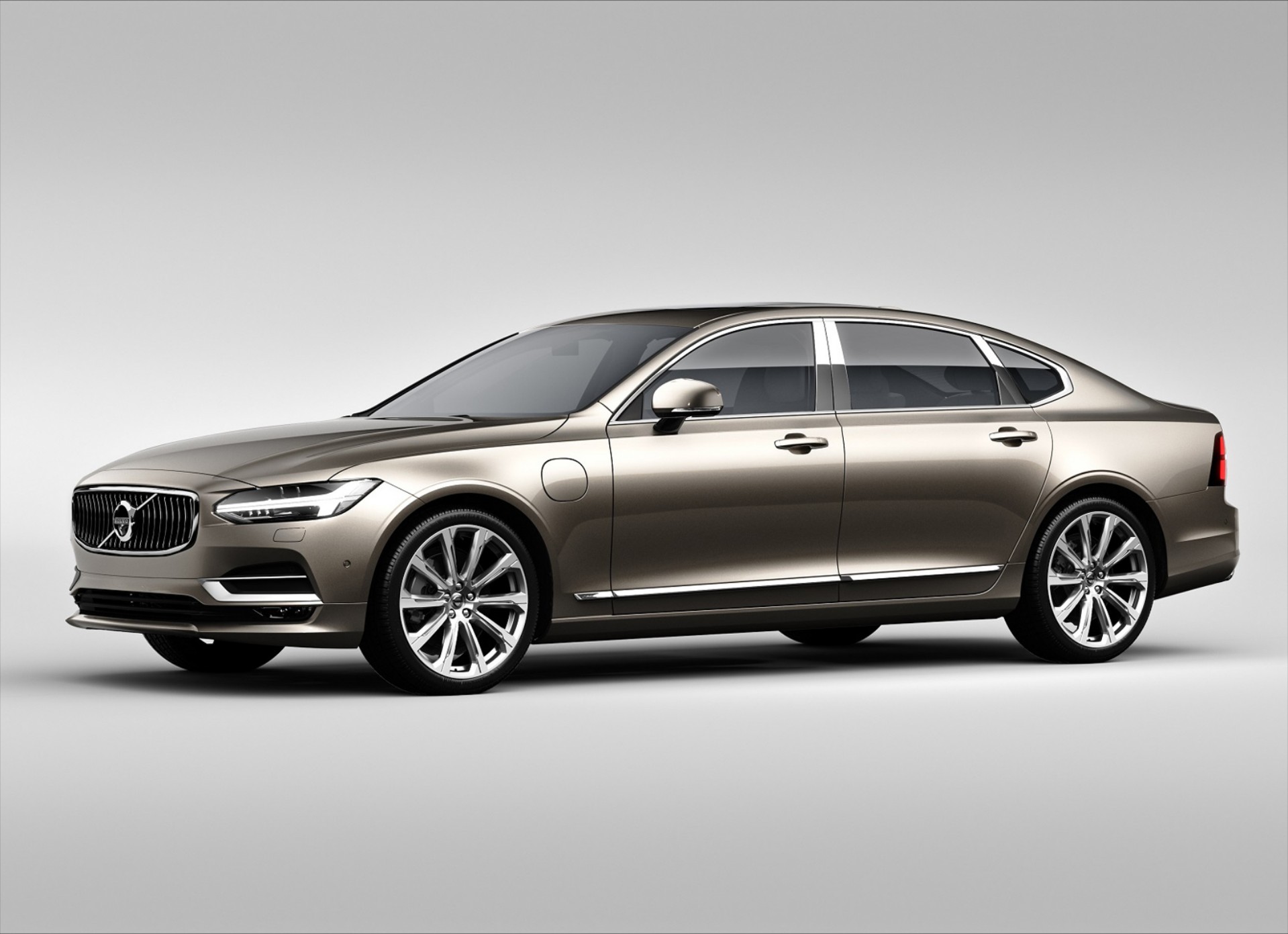 Τα νέα πλάνα της Volvo για το S90