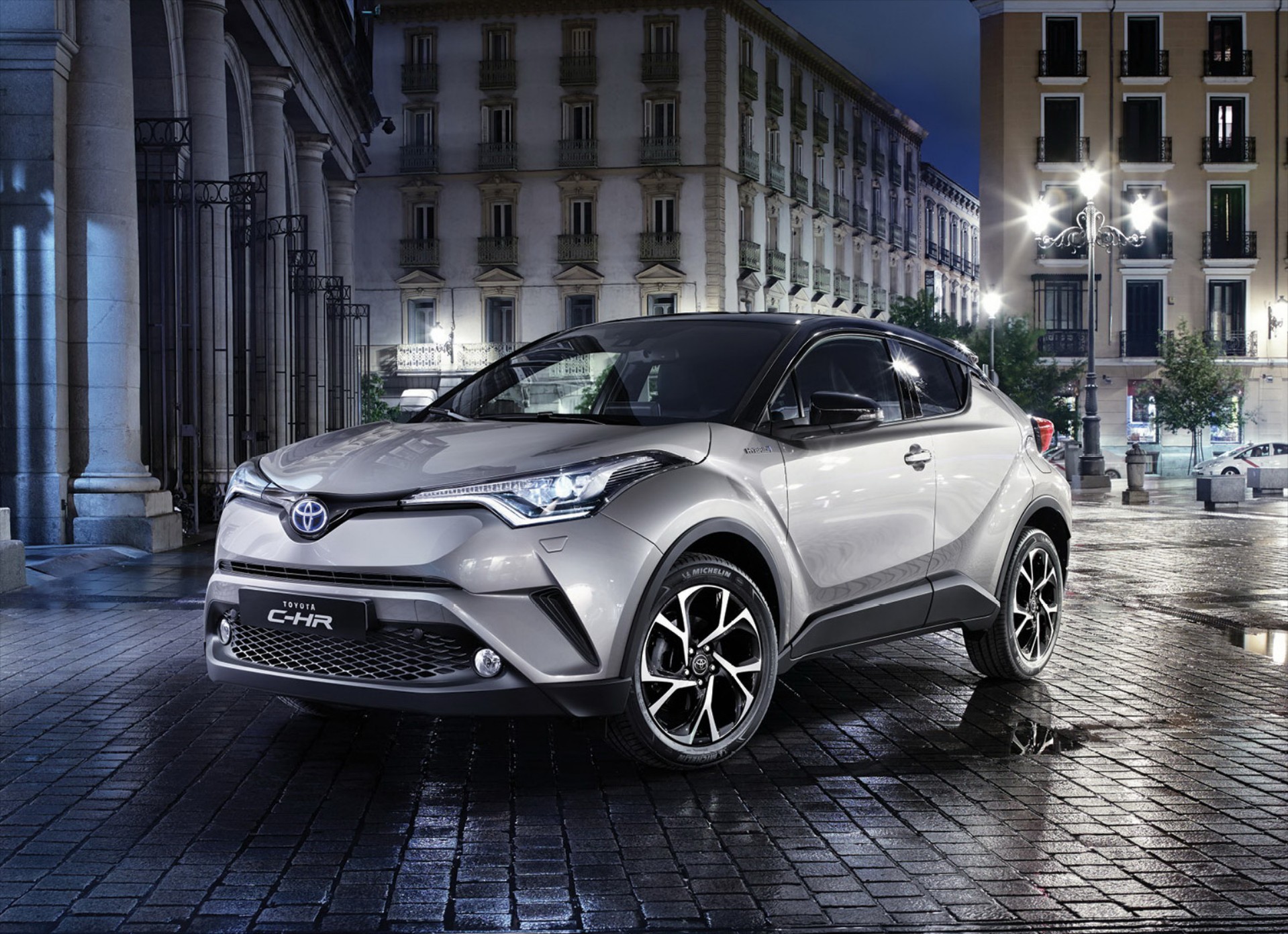Τα πάντα για το νέο Toyota C-HR