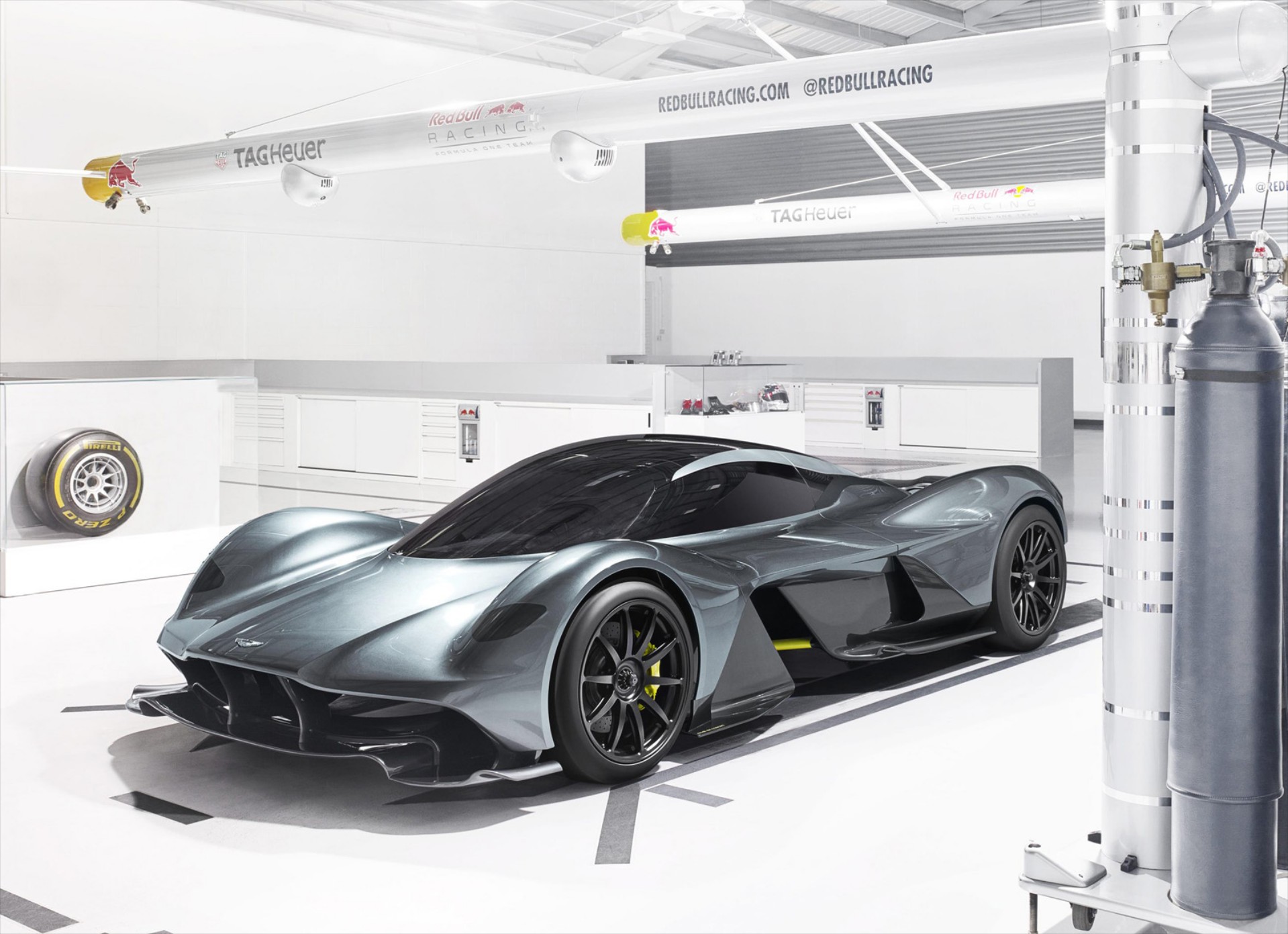 Ξεπούλησε το hypercar της Aston Martin