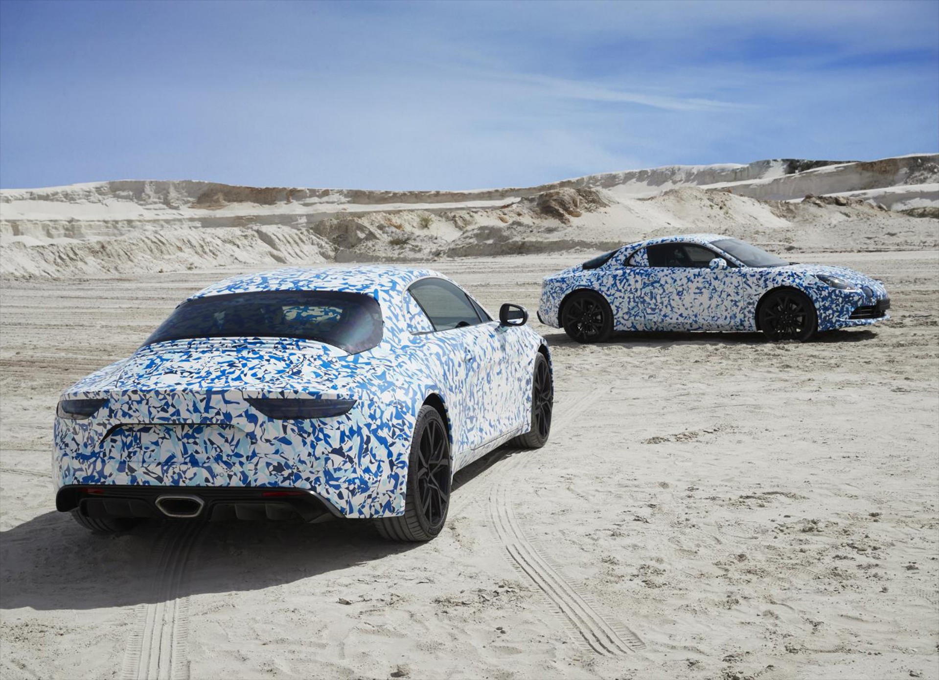 Video: Έτοιμο το πρώτο μοντέλο της Alpine