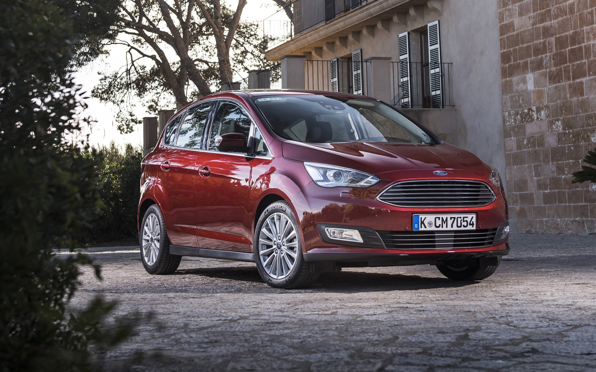 <br />
<b>Notice</b>: Undefined property: stdClass::$title in <b>/home/www3gocar/public_html/templates/t2024/ice_c/9a1326b63621589c2d0ae49576f7df8a09573c42_0.file.box.featured.tpl.php</b> on line <b>89</b><br />