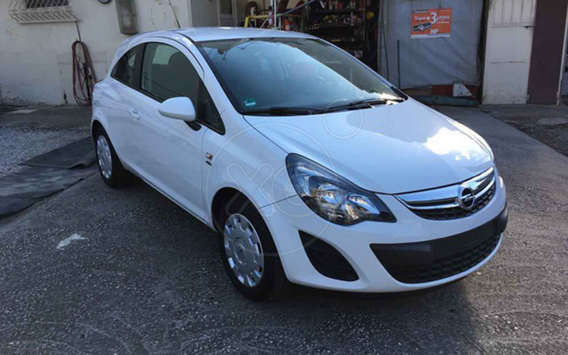 5 Μεταχειρισμένα Opel Corsa από 2.900 ευρώ