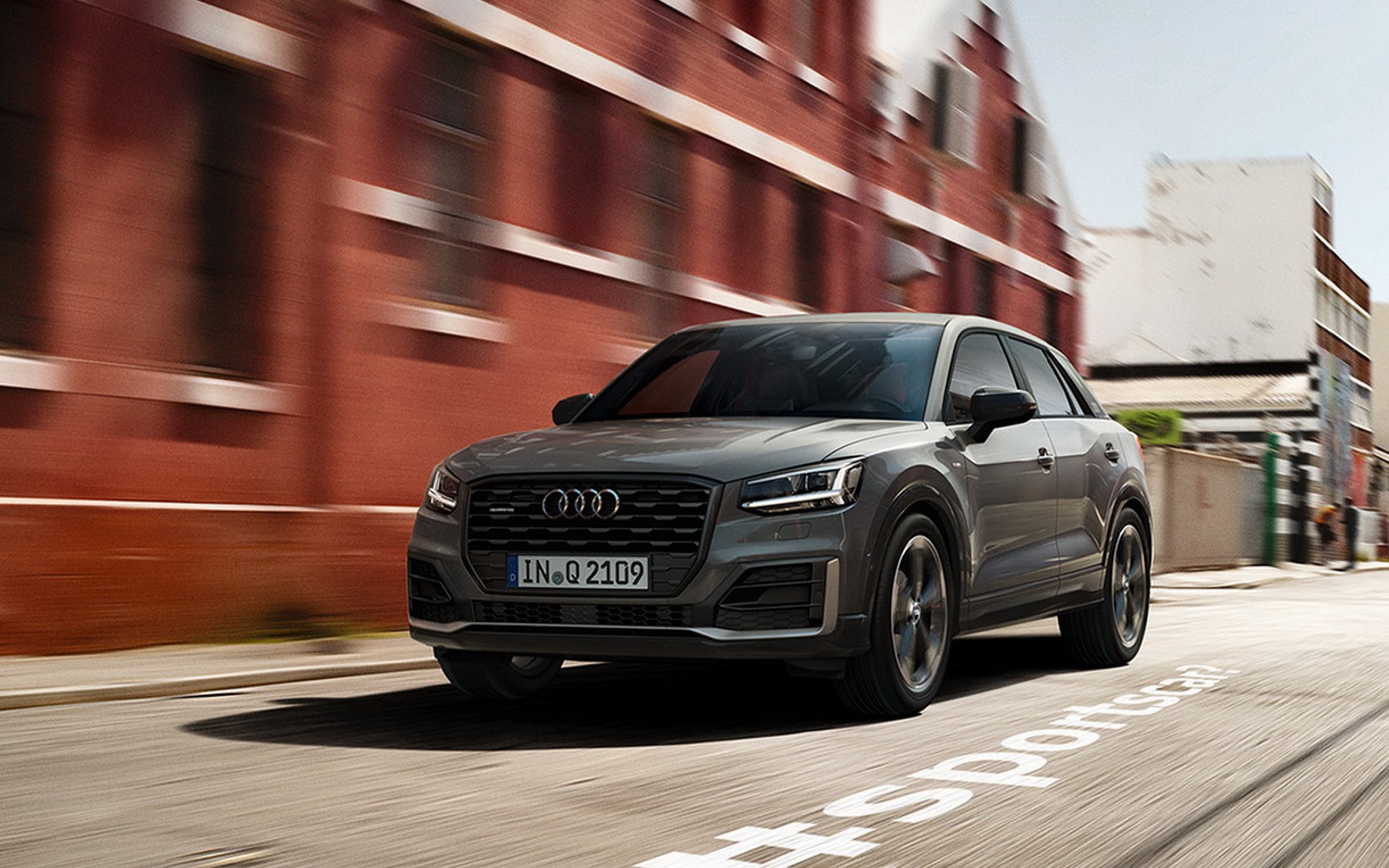 ΝΕΟ AUDI Q2. ΠΟΛΥΔΙΑΣΤΑΤΟ. Το νέο κόμπακτ SUV της Audi ταιριάζει
