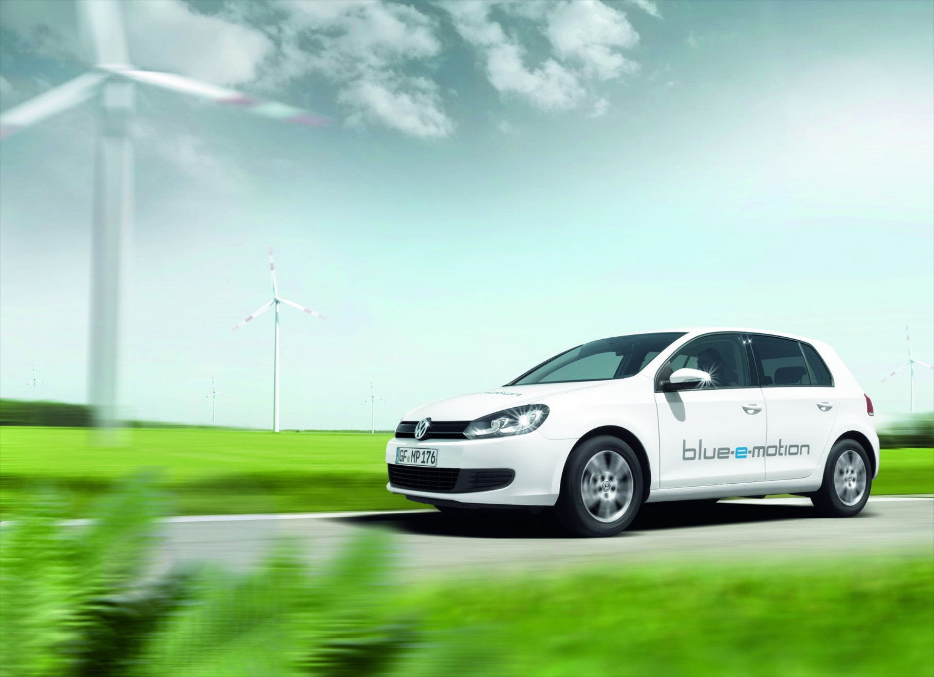 VW Golf blue-e-motion