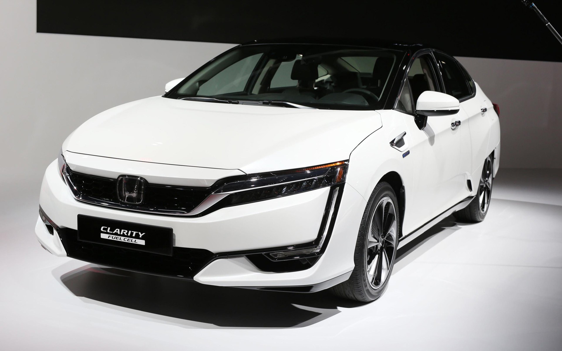 Το Honda Clarity Fuel Cell στη Γενεύη